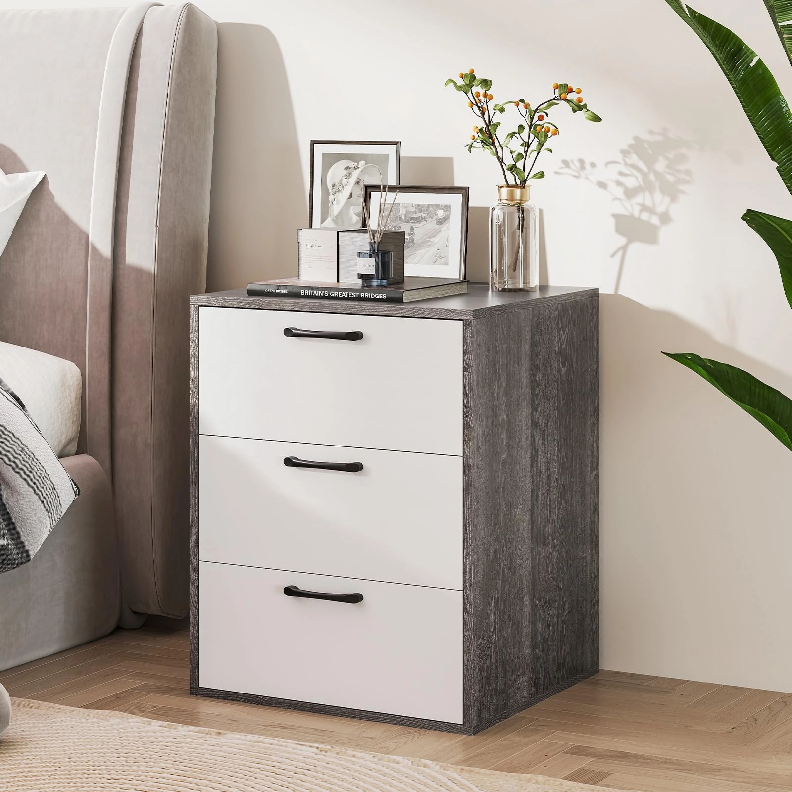 Giantex Nightstand with 3 Drawers for Bedroom Hallway