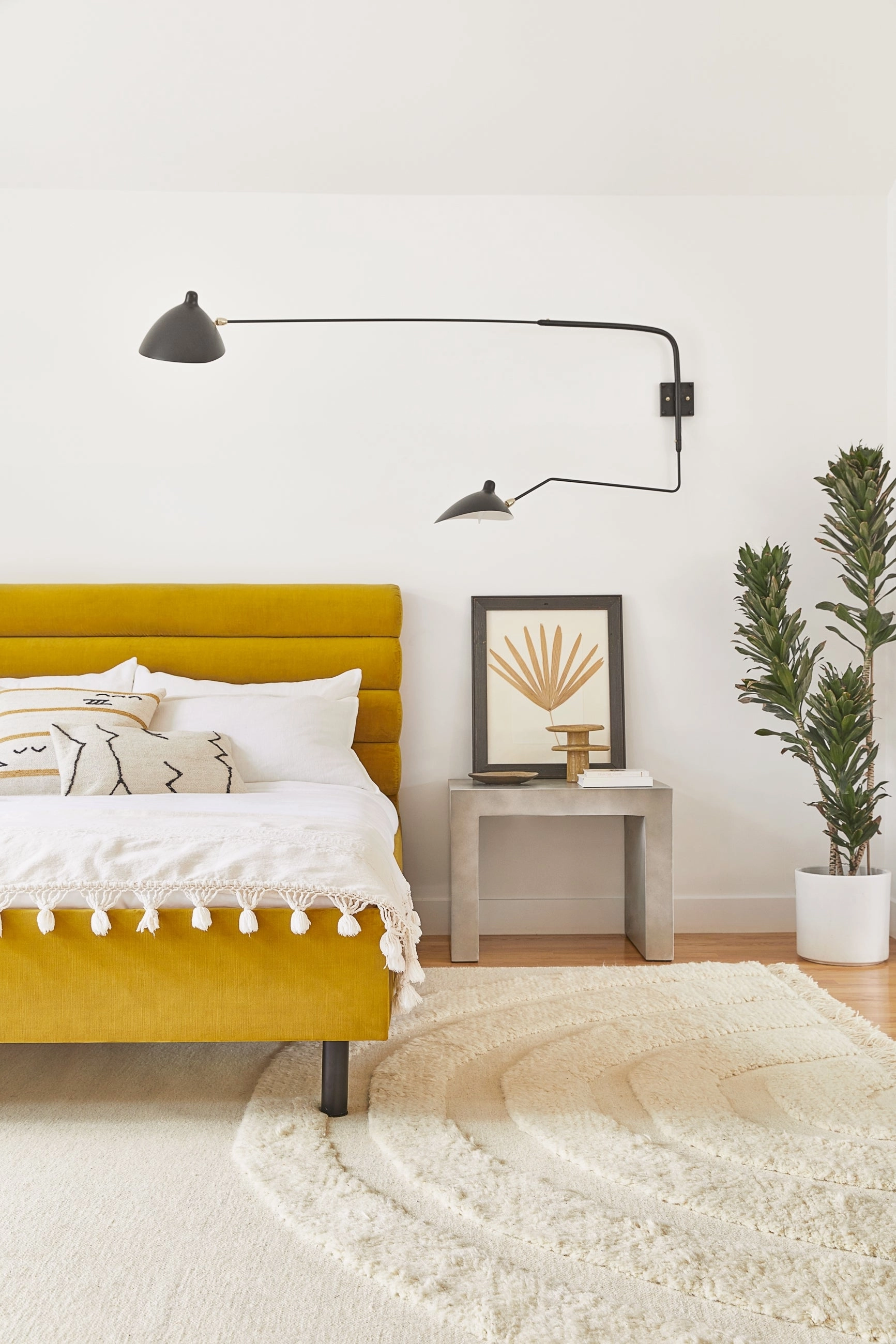 Gin Indoor / Outdoor Side Table