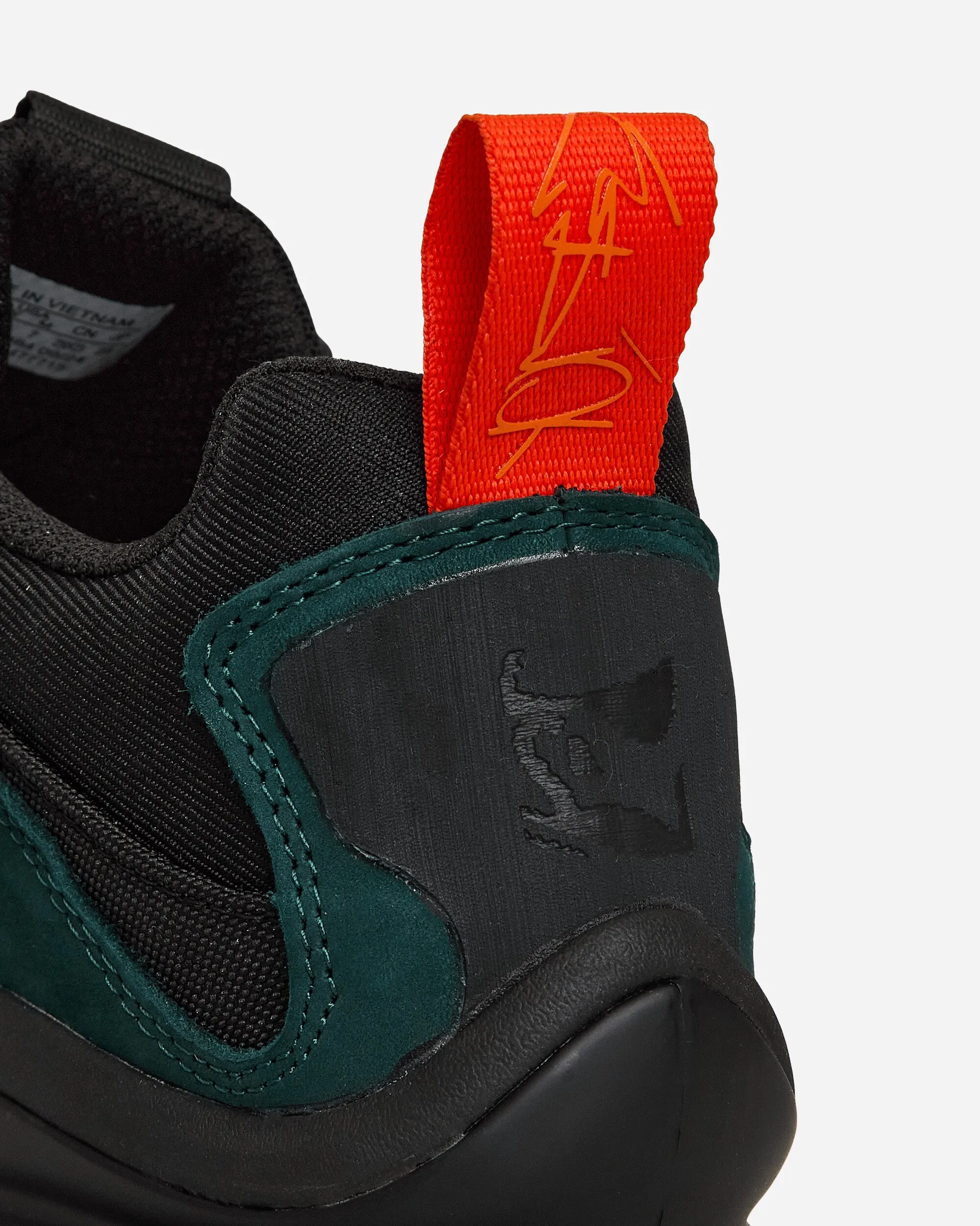 GR10K Quest Low - 01 Vassal Sneakers Black / Ponderosa Pine / Flame Scarlet salomon Clothing
