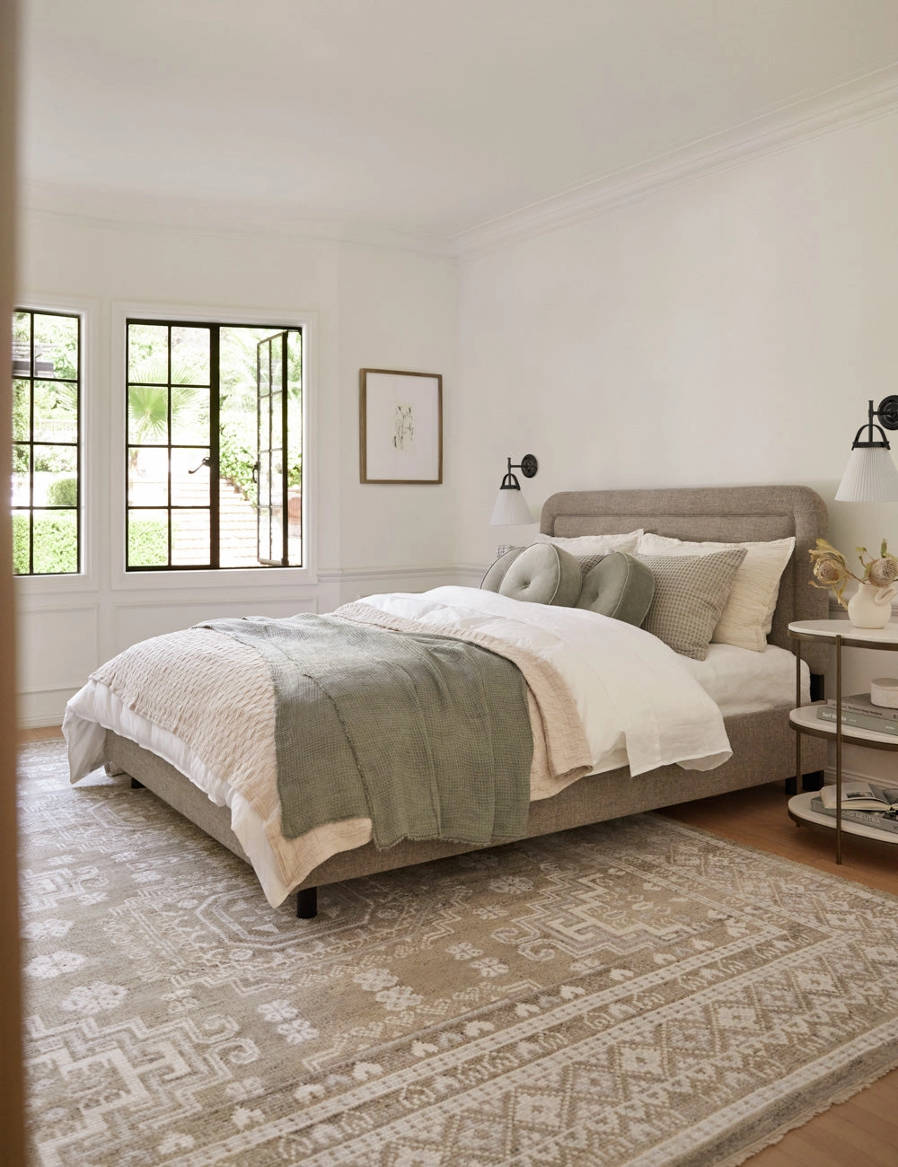 Gwendolyn Platform Bed