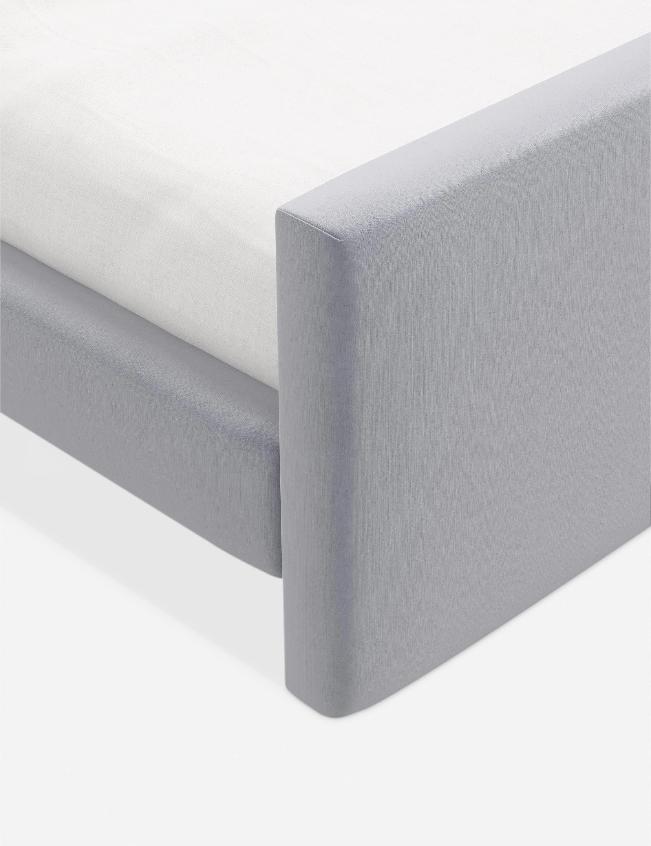 Halloway Platform Bed