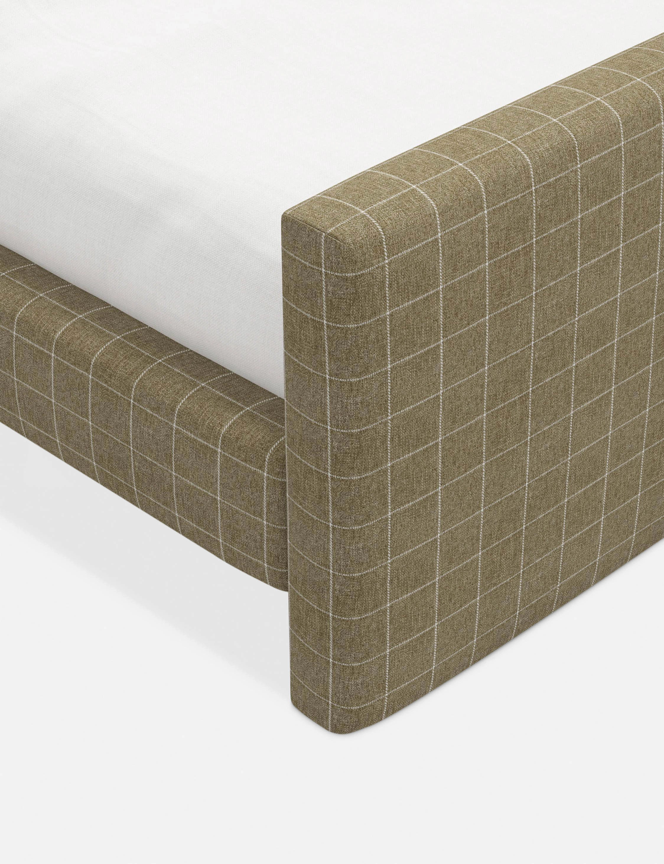 Halloway Platform Bed