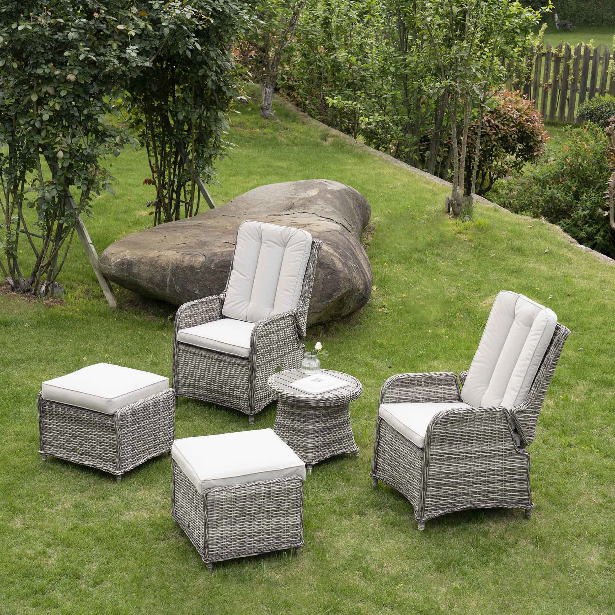 Hampshire 2-Seater Round Wicker Reclining Bistro Set with Stools, Light Grey