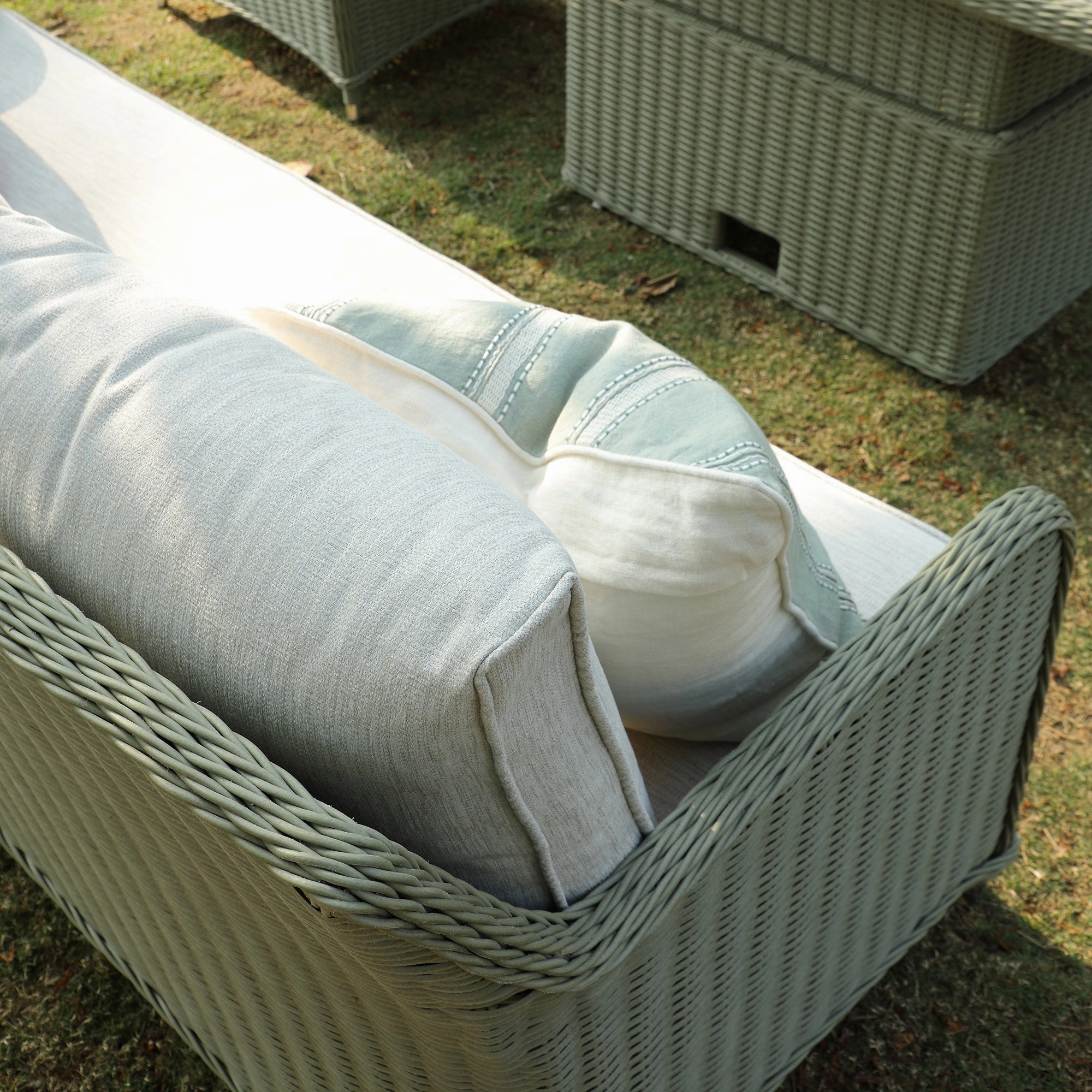 Hampshire 7-Seater Round Wicker Rattan Sofa Set with Rising Table, Desert Sage