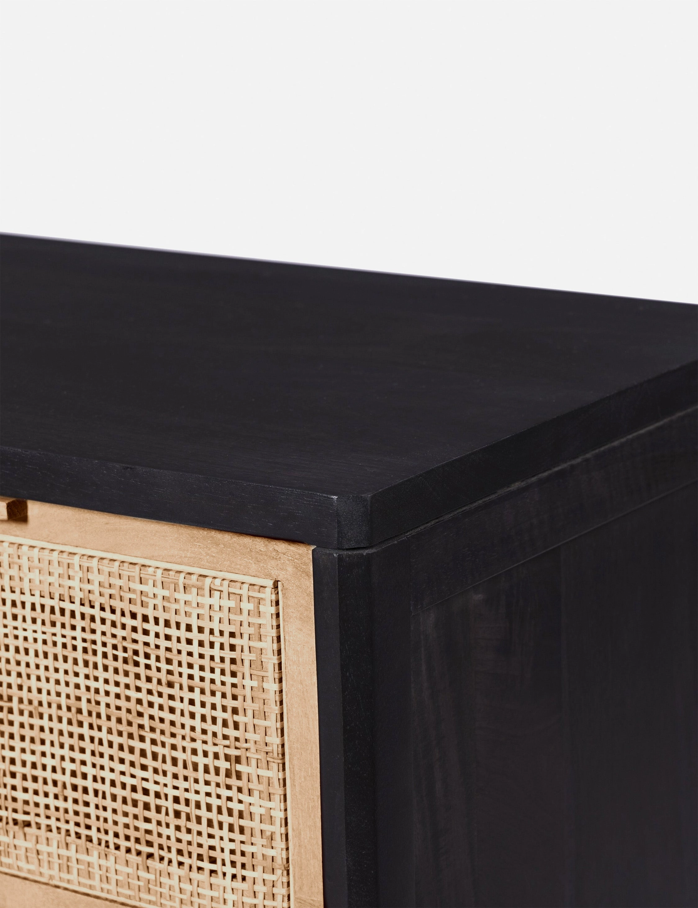Hannah 9-Drawer Dresser