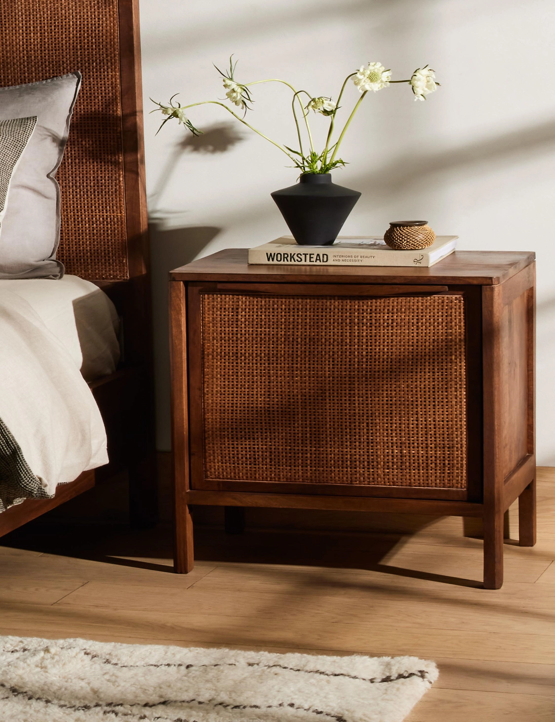 Hannah Nightstand