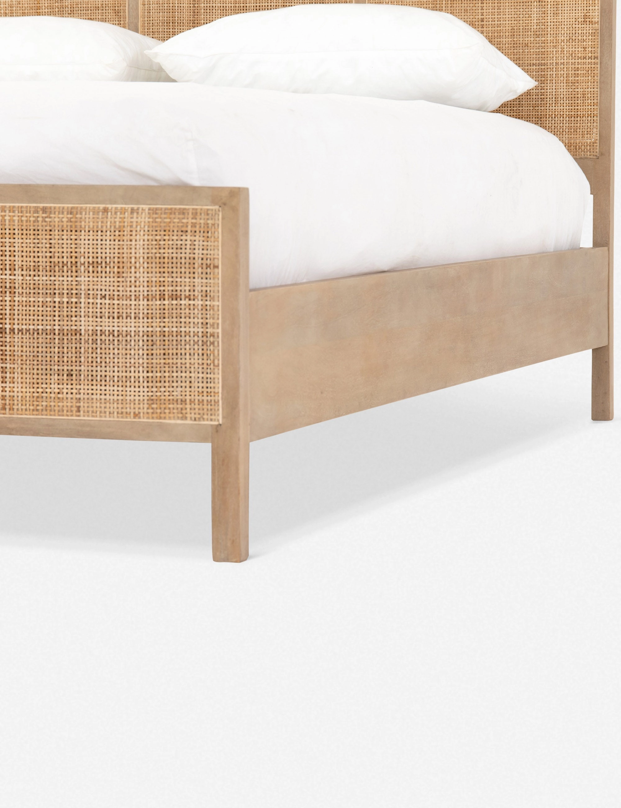 Hannah Platform Bed
