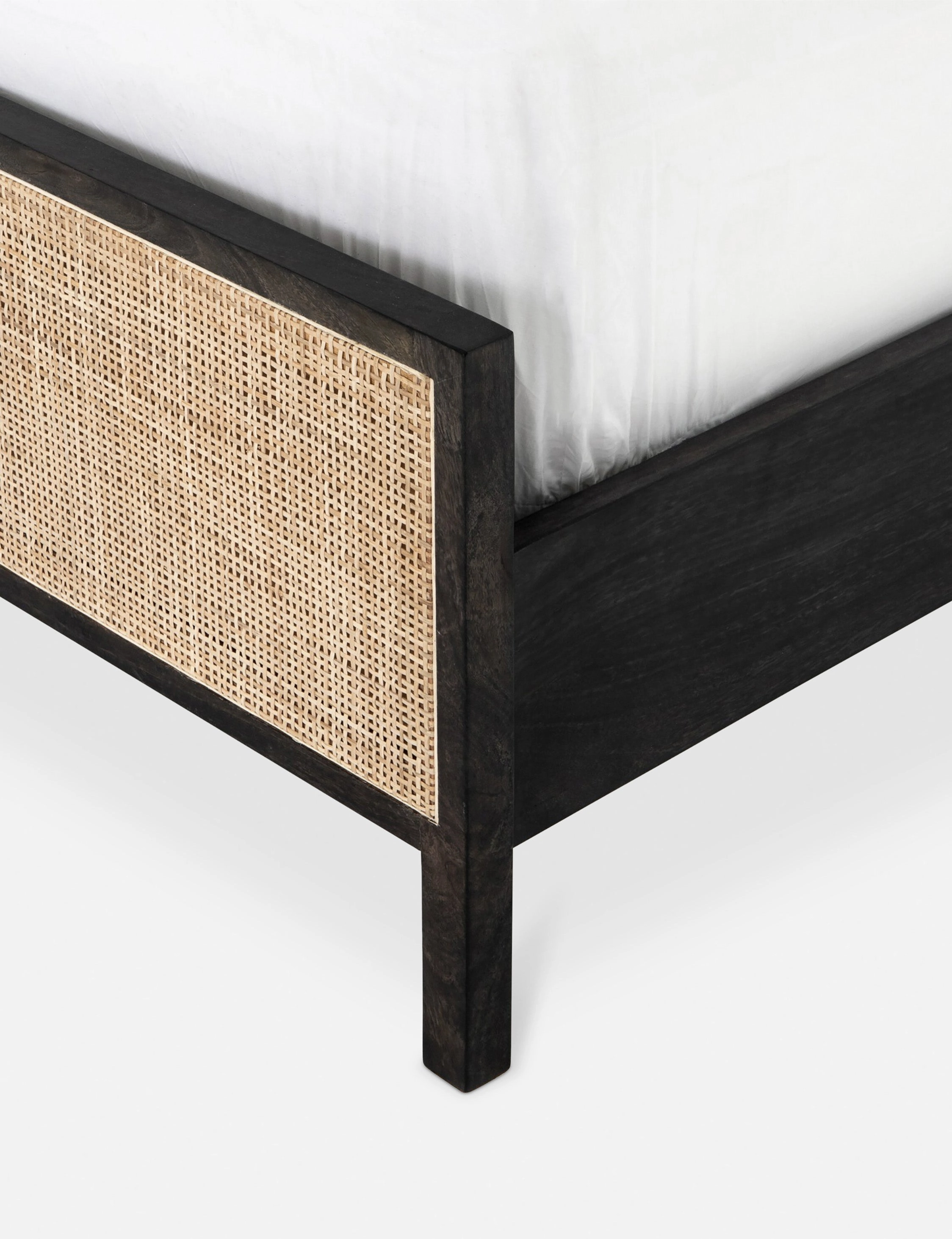 Hannah Platform Bed