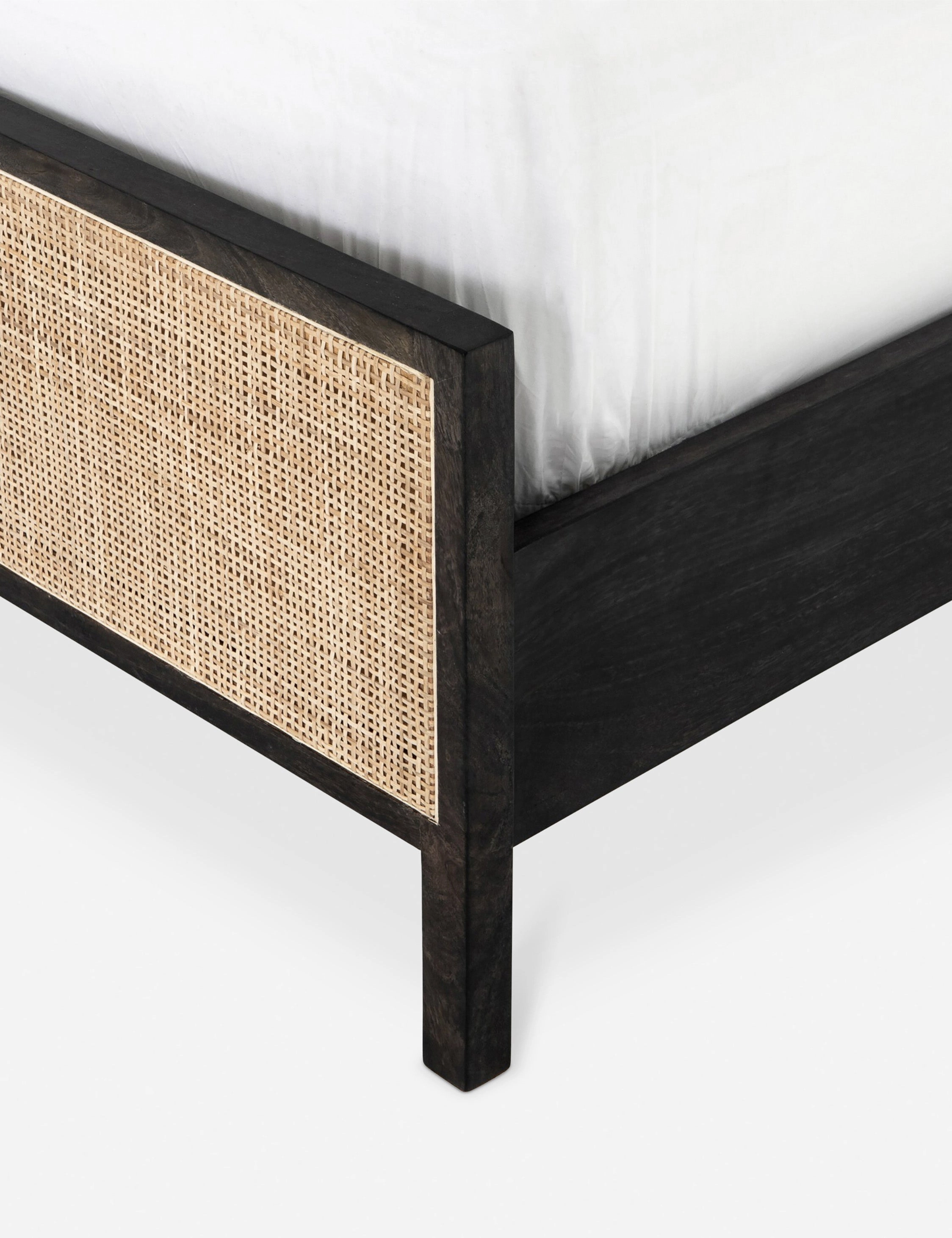 Hannah Platform Bed