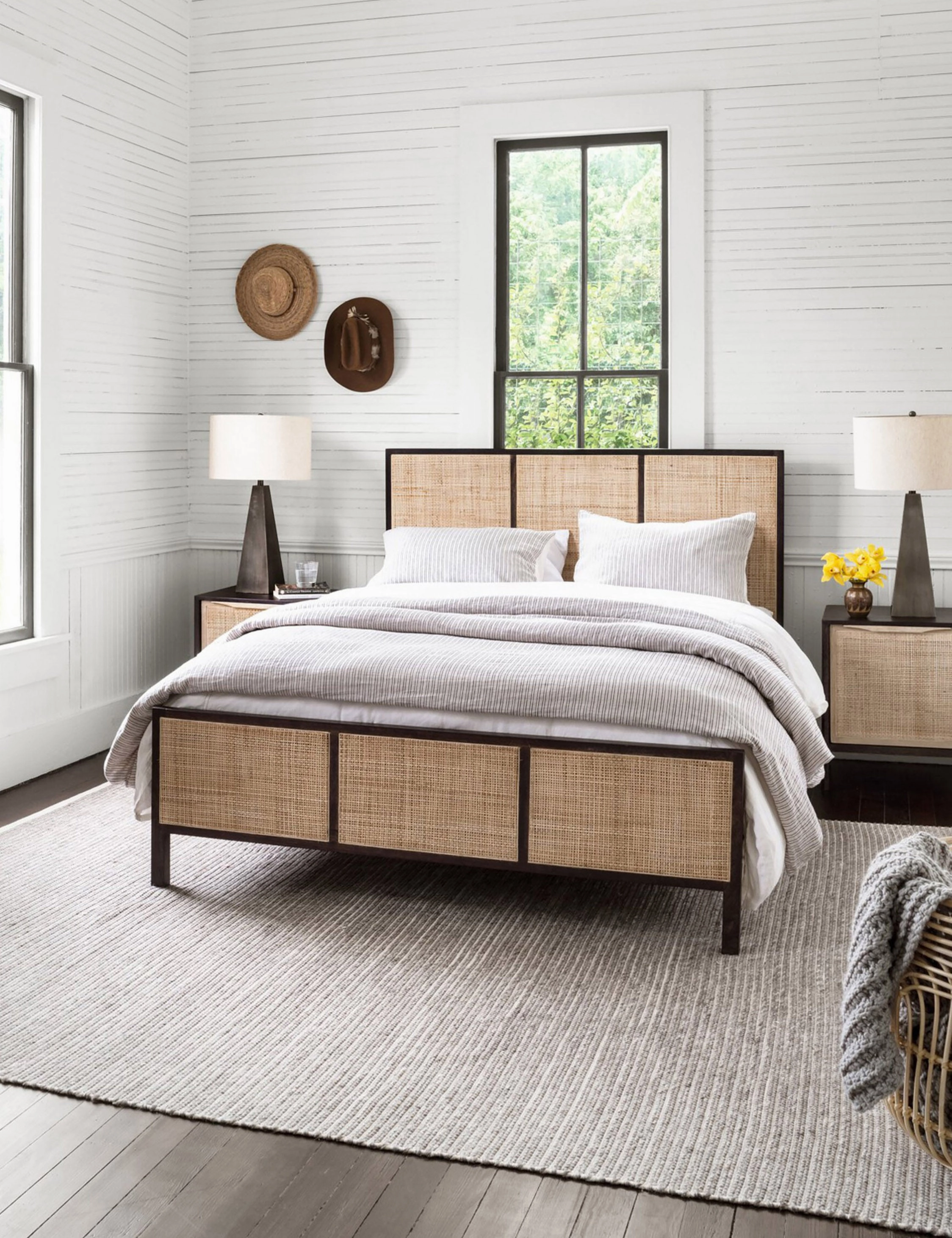 Hannah Platform Bed