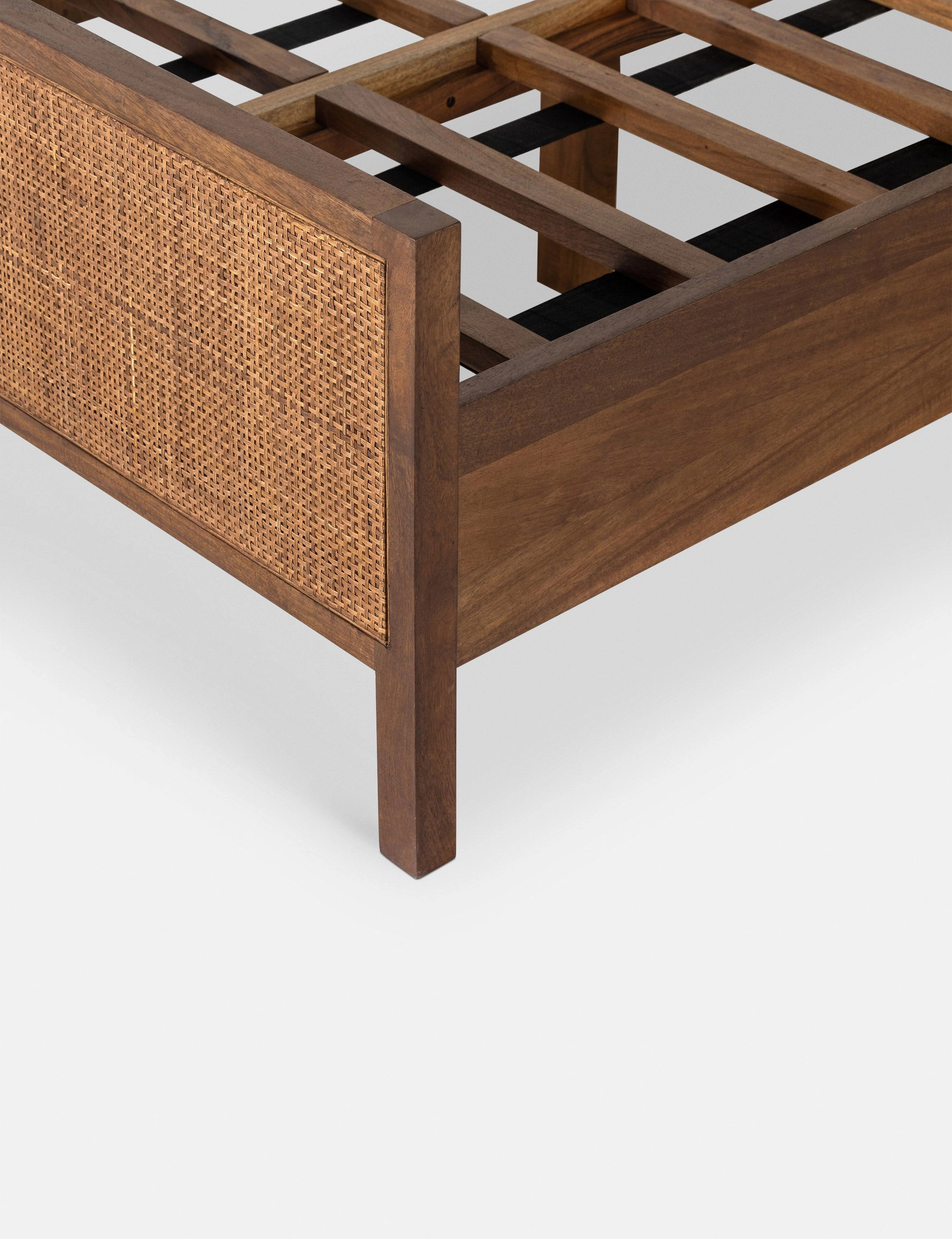 Hannah Platform Bed