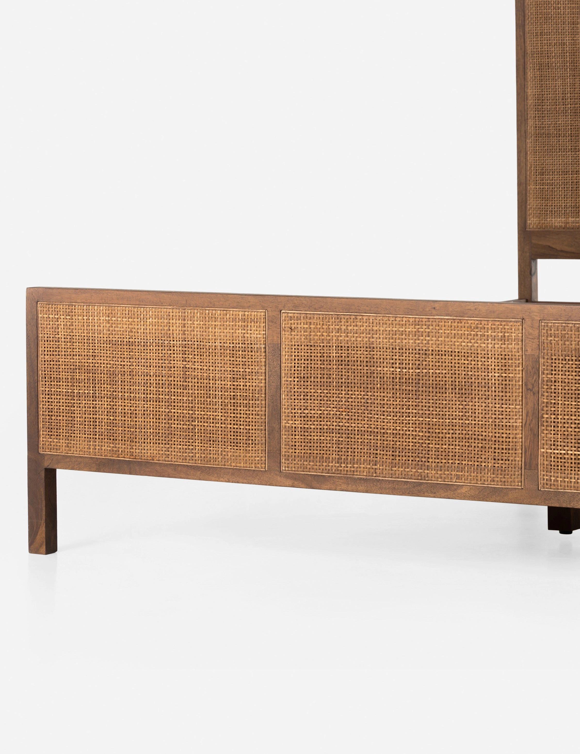 Hannah Platform Bed