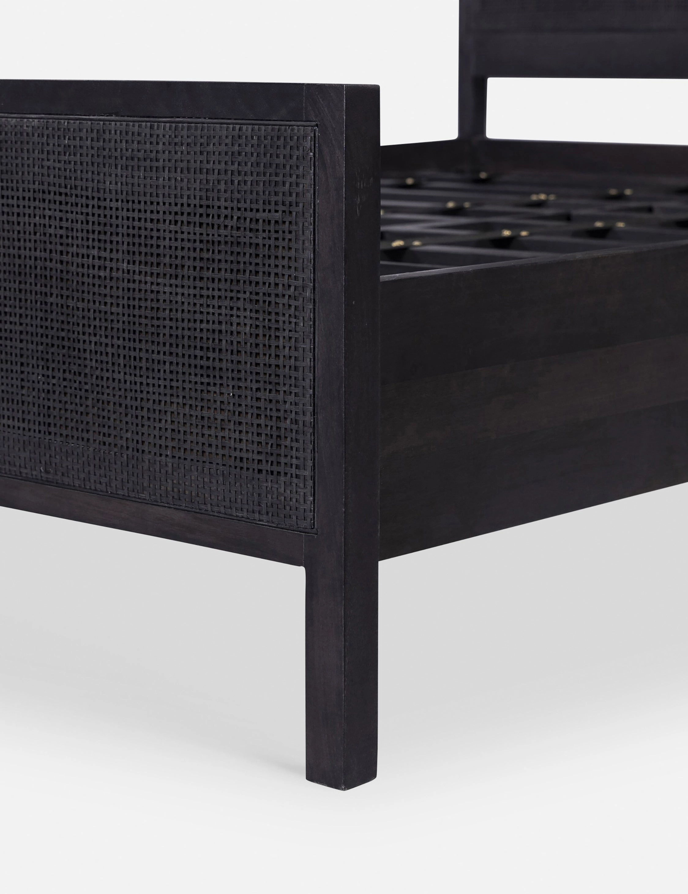 Hannah Platform Bed