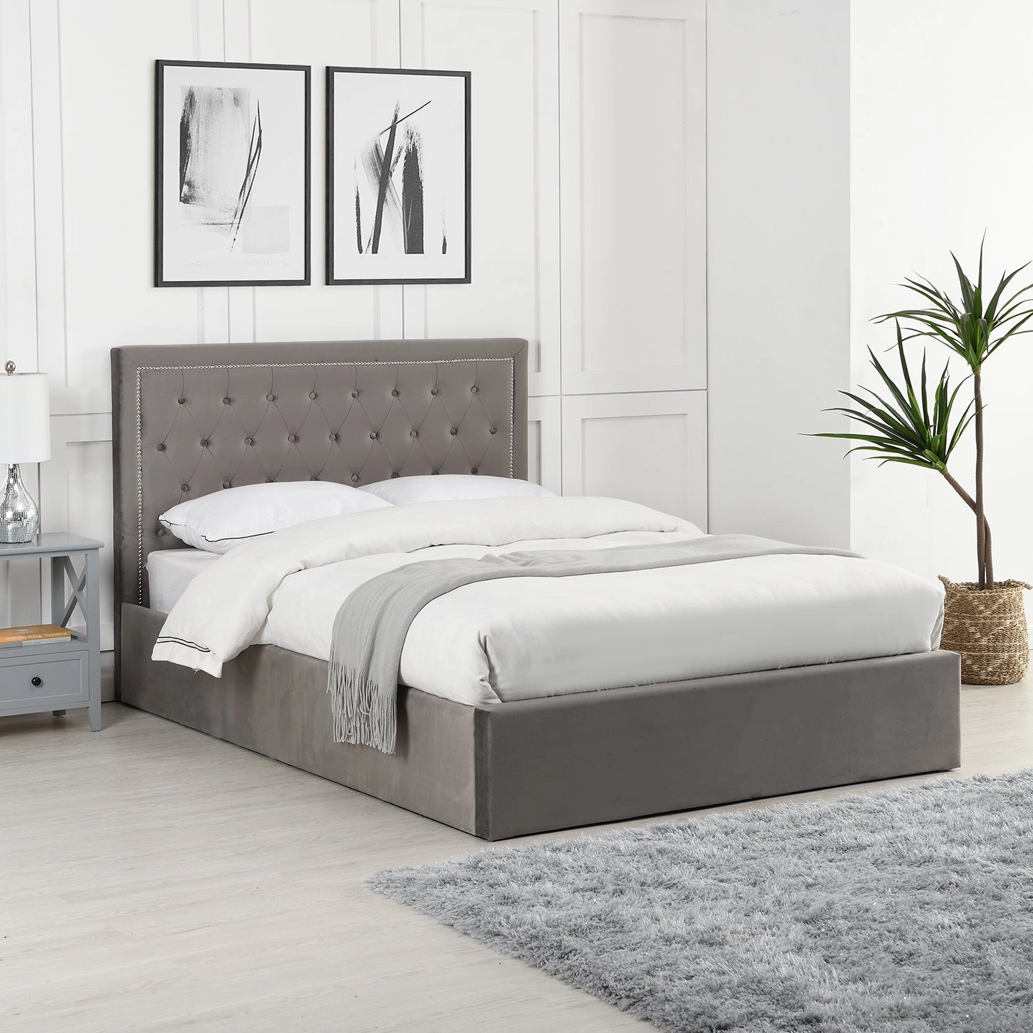 Hartwell Upholstered Ottoman Storage Bed with Nailhead Trim Headboard (Grey Velvet)