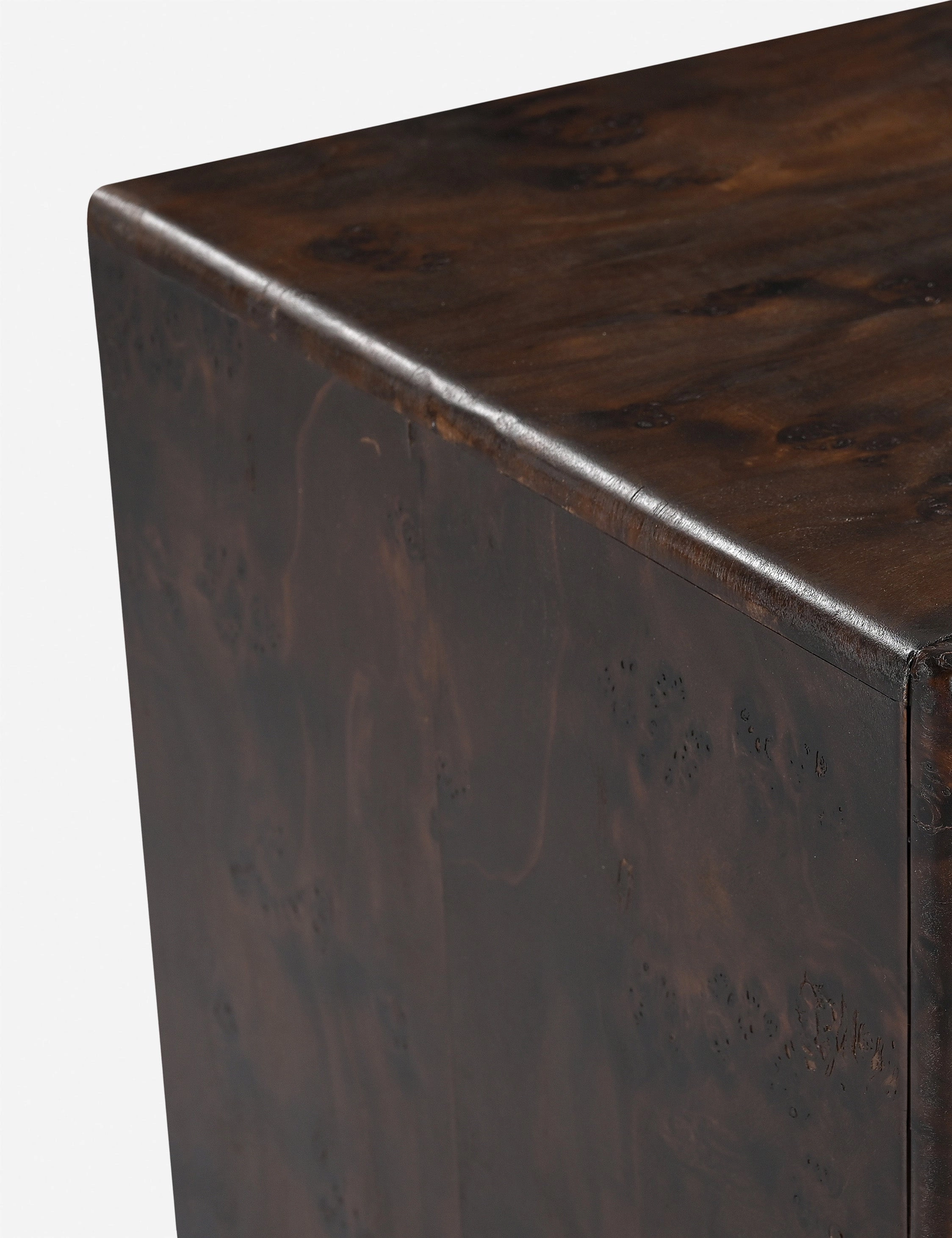 Hobbes 3-Drawer Nightstand