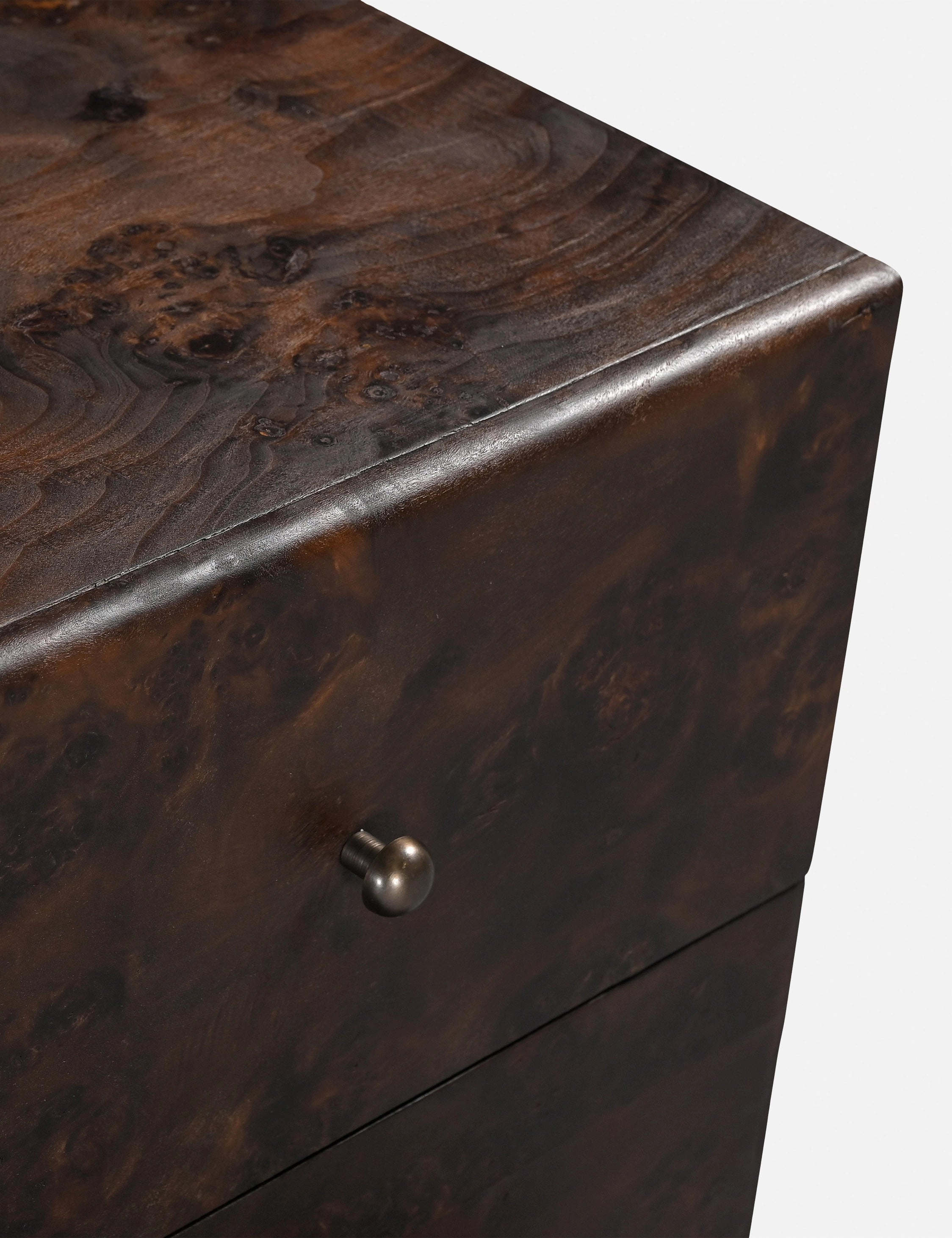 Hobbes Dresser