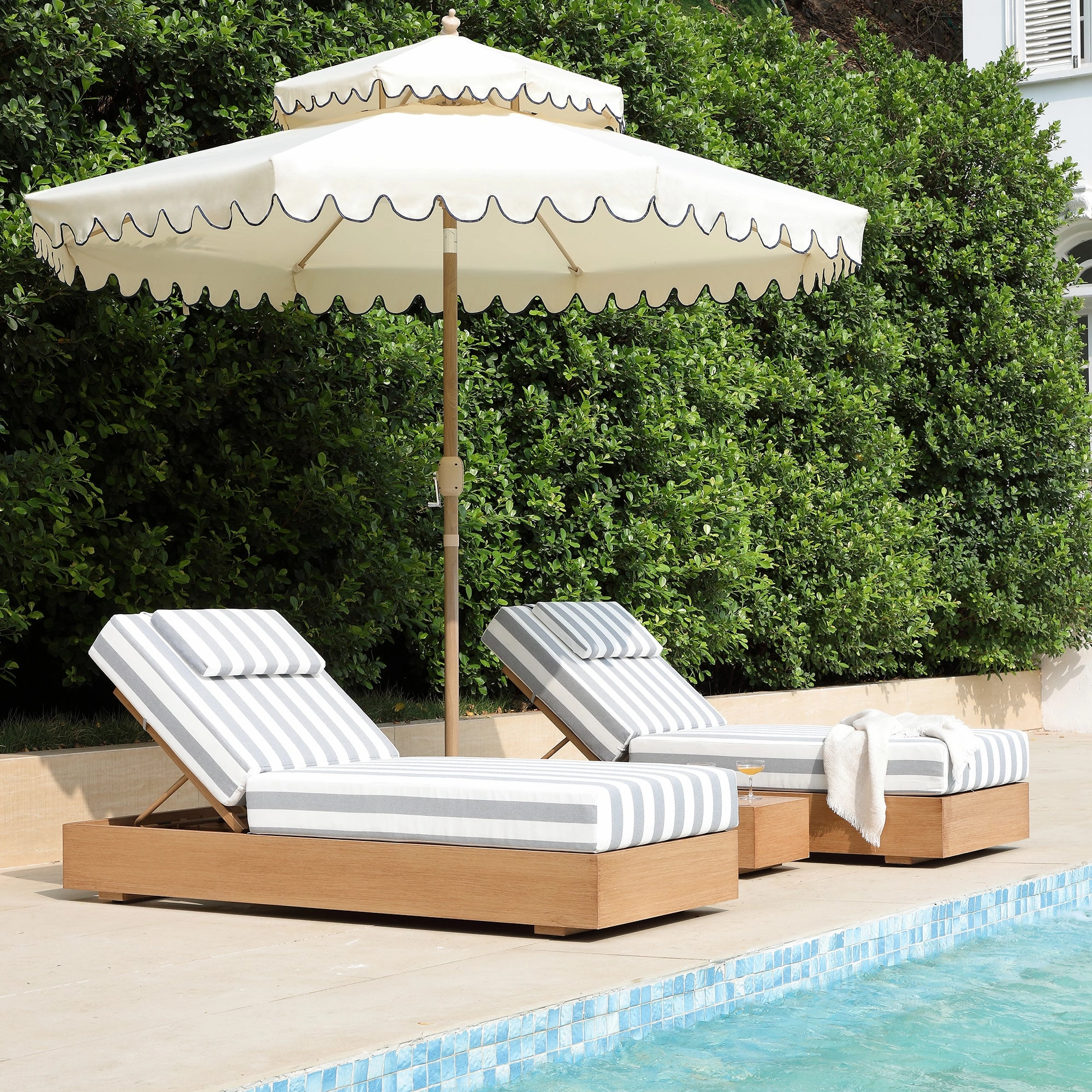 Jardin Aluminium Outdoor Sun Lounger Set, Natural with Blue Stripes