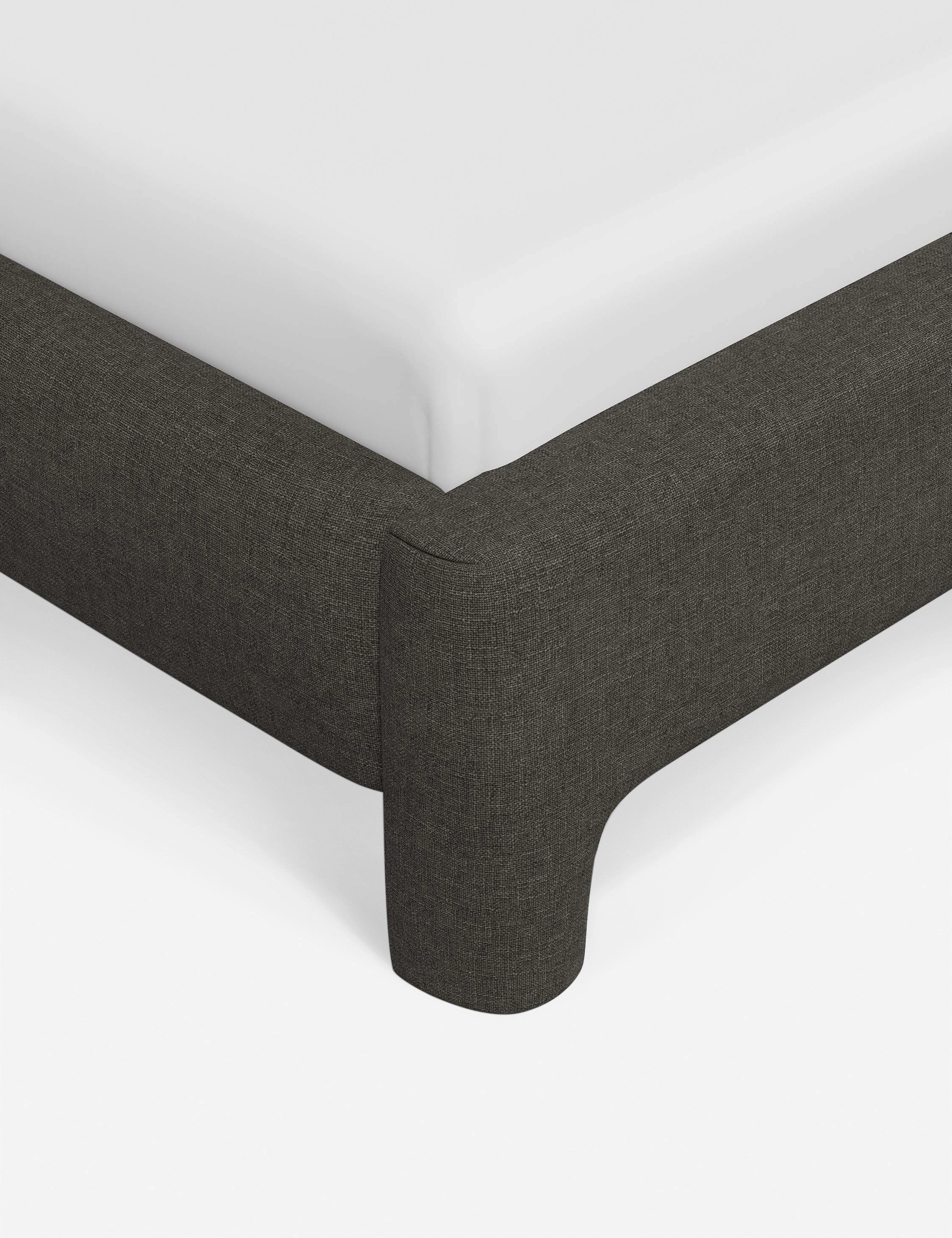 Kaisley Platform Bed