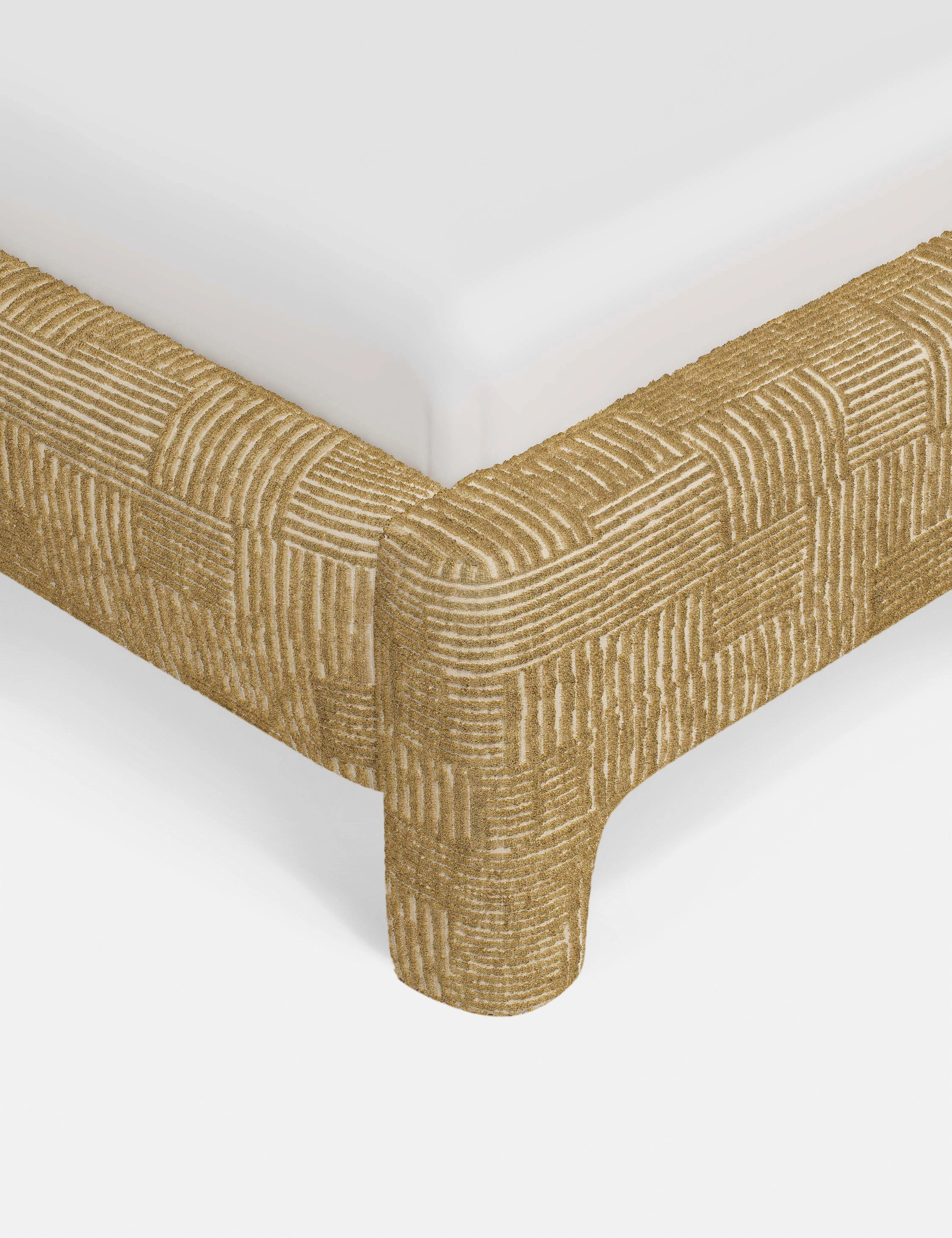 Kaisley Platform Bed