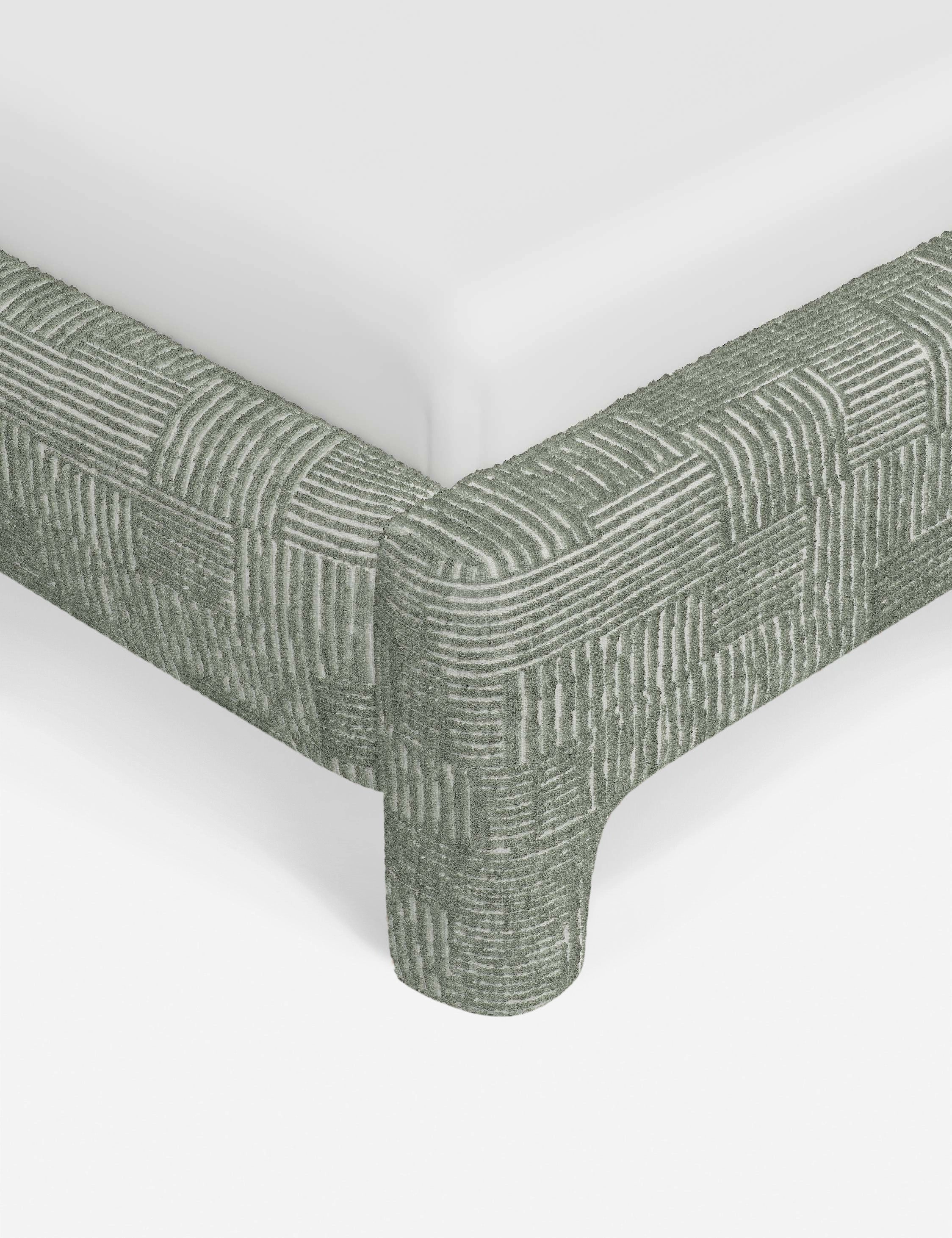 Kaisley Platform Bed