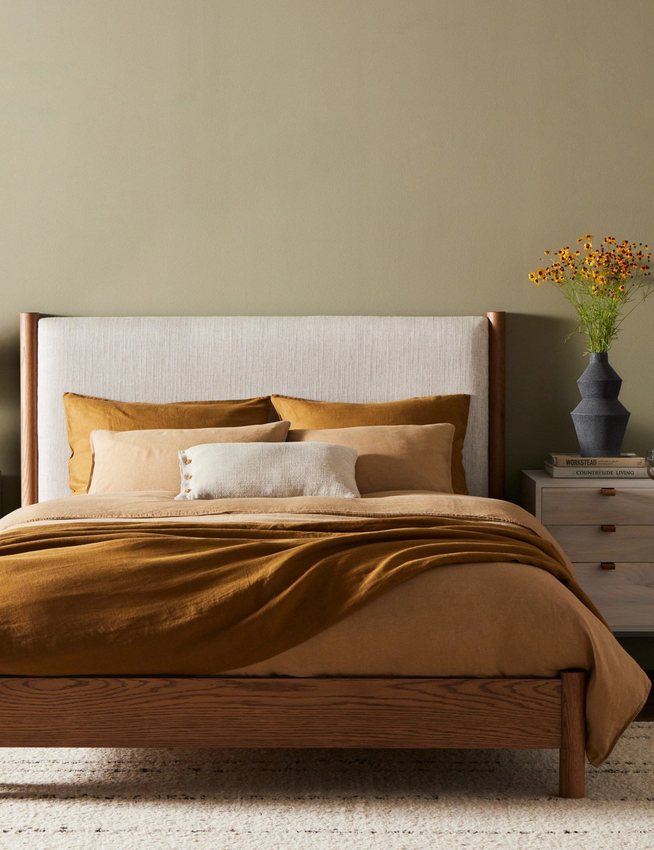 Kisner Platform Bed