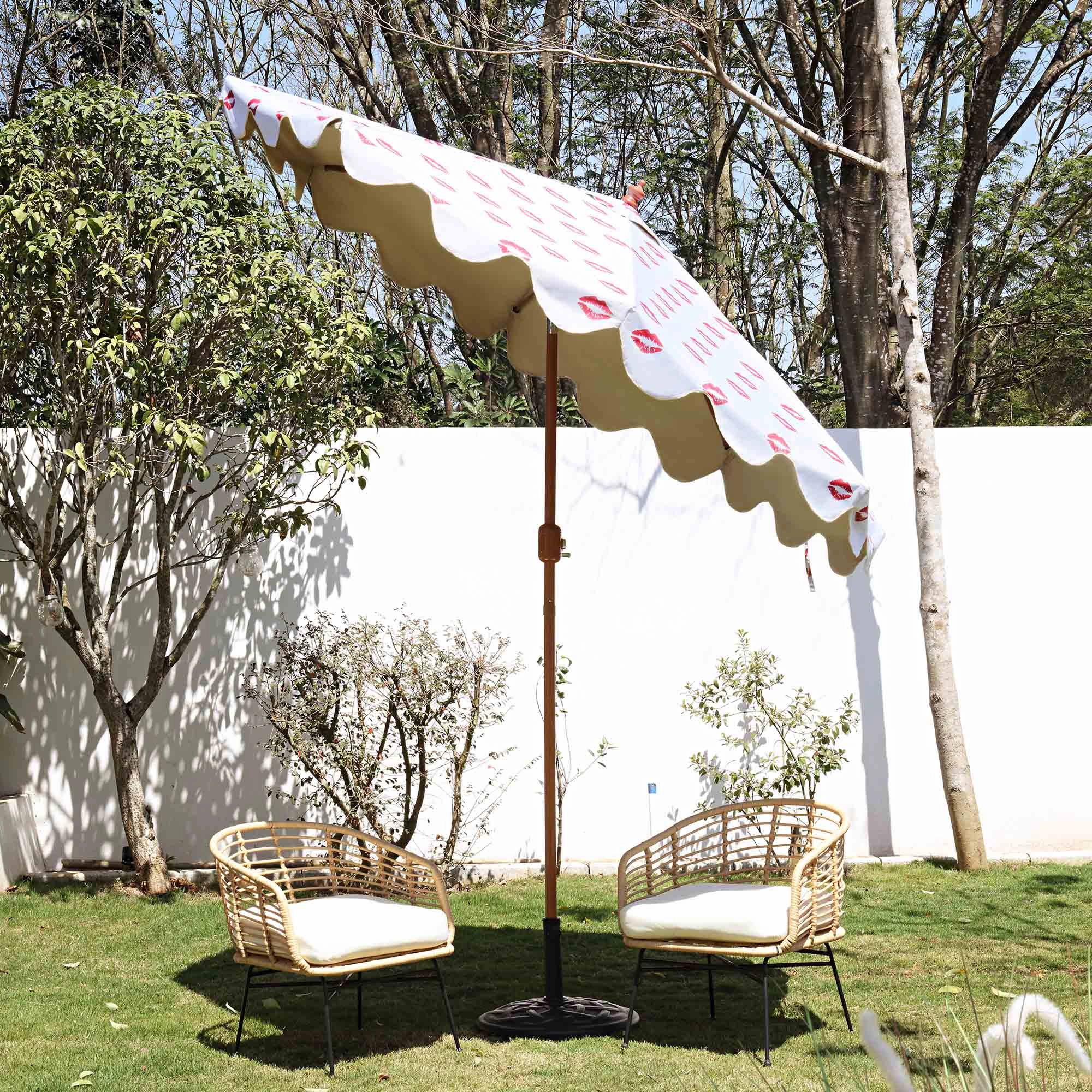 Kisses 2.6M Octagonal Parasol with Aluminium Tilt
