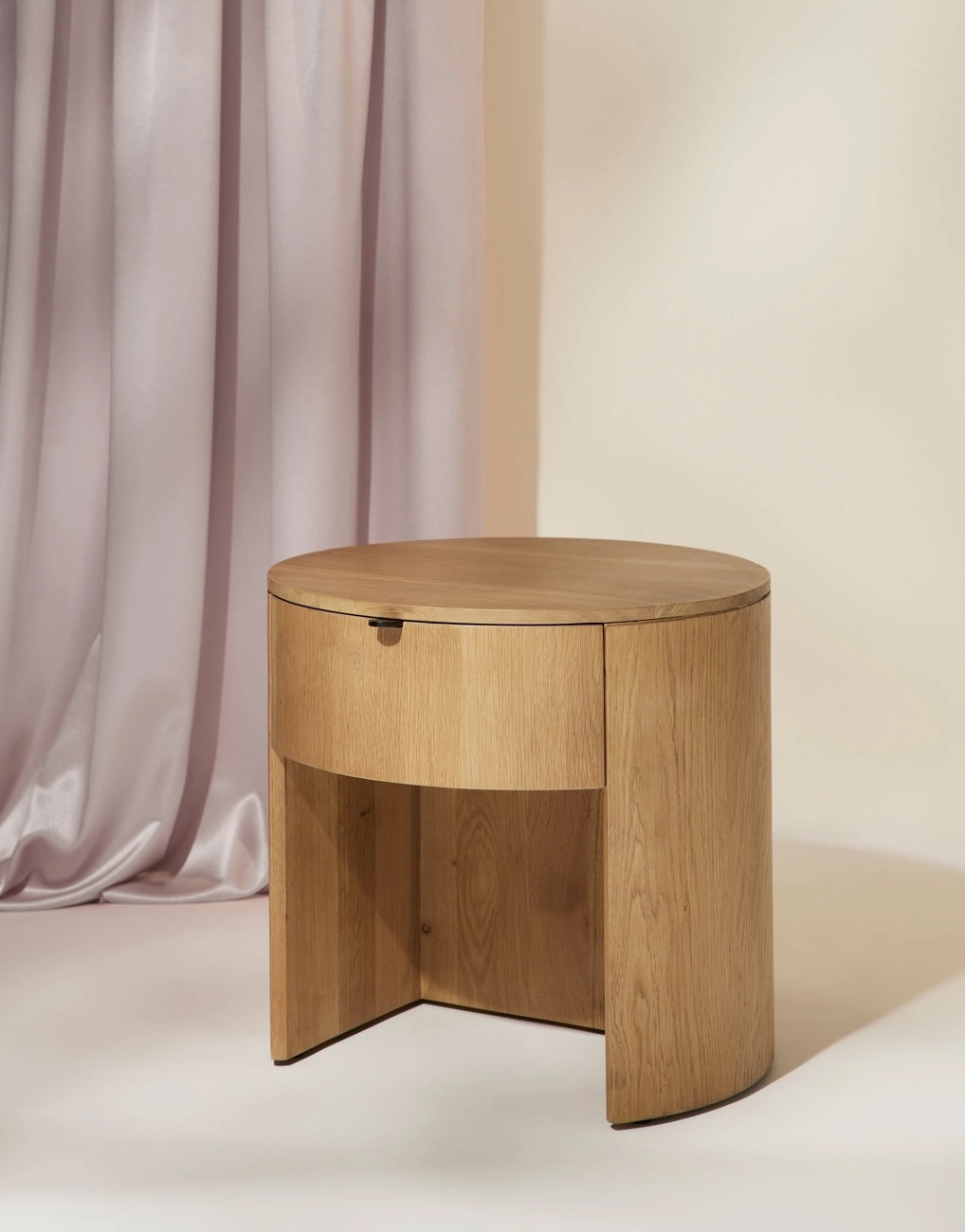 Kono Nightstand