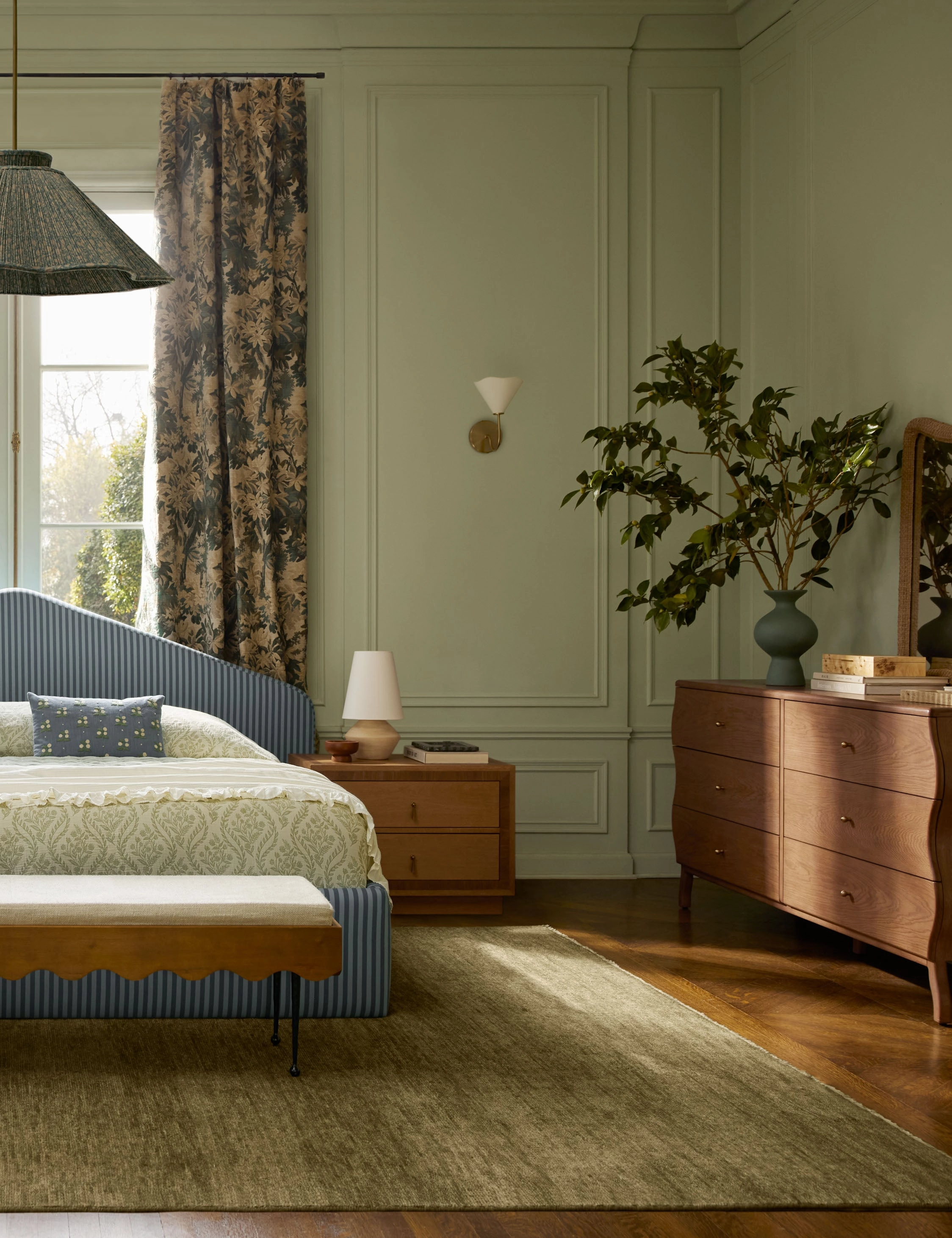 Lasya 6-Drawer Dresser