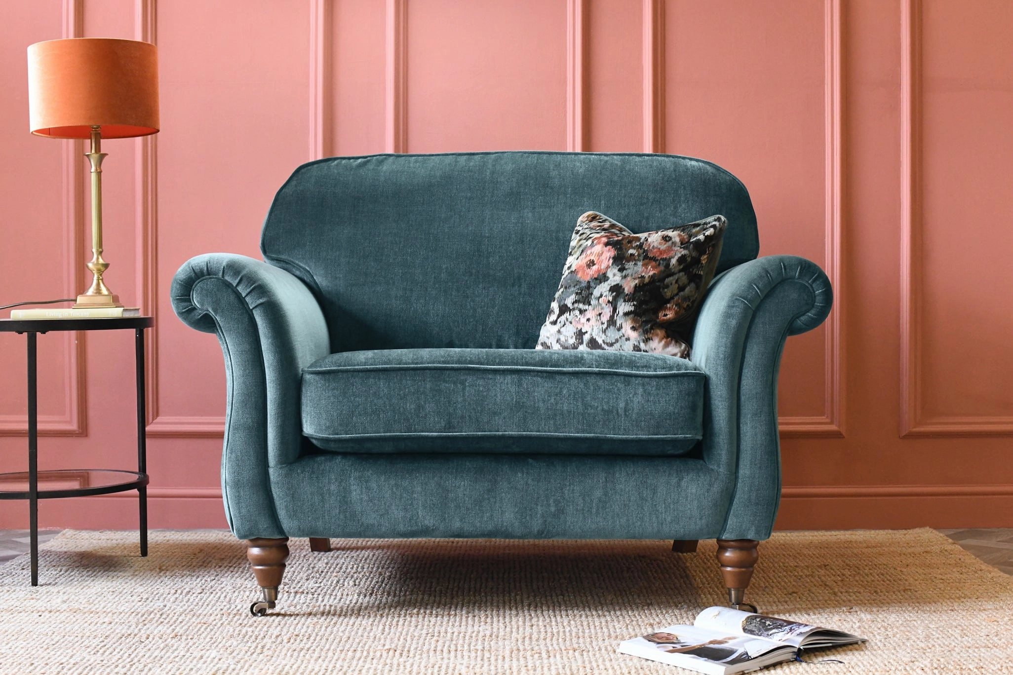 Lydia | Love Seat | Manolo Teal
