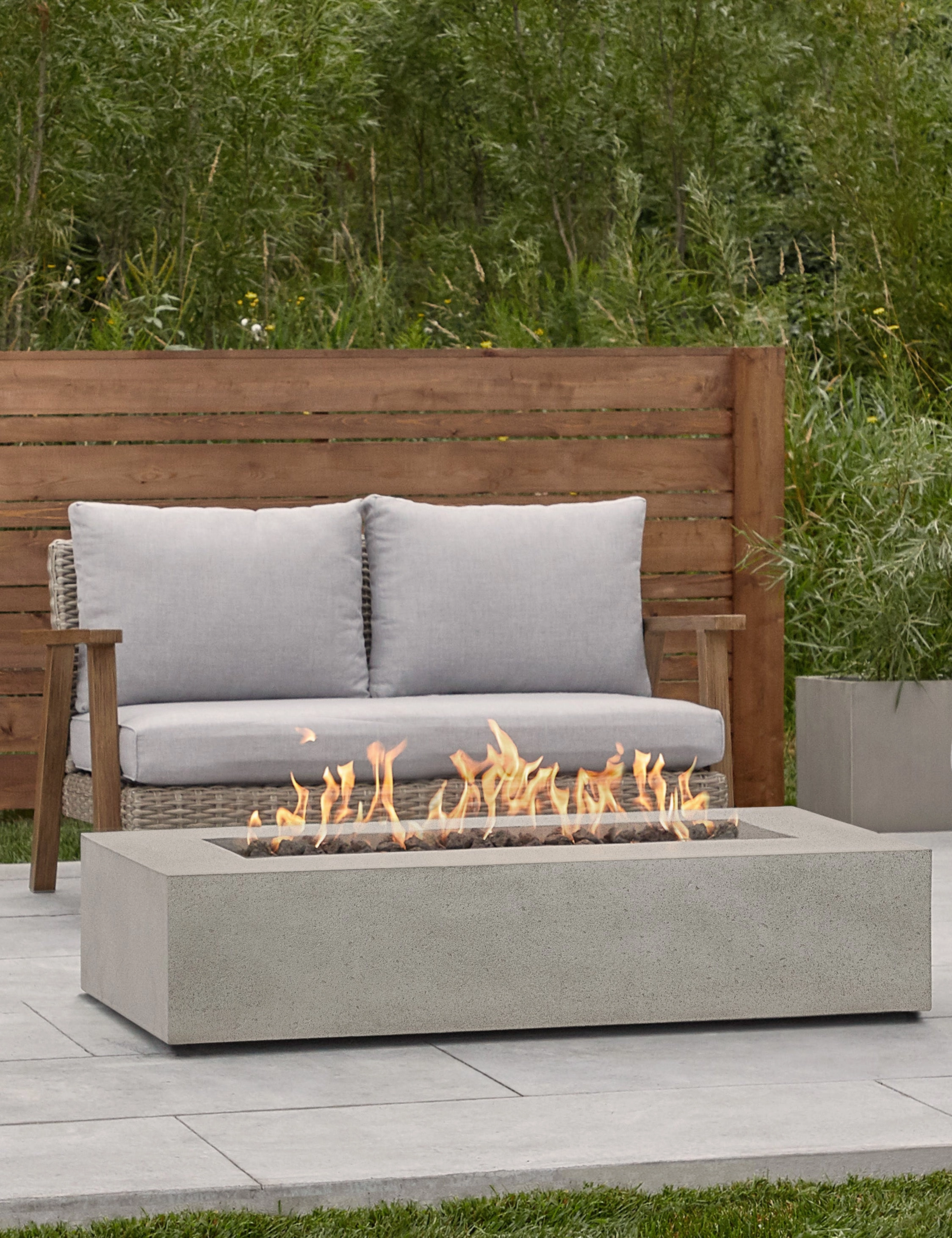 Magnus Fire Table