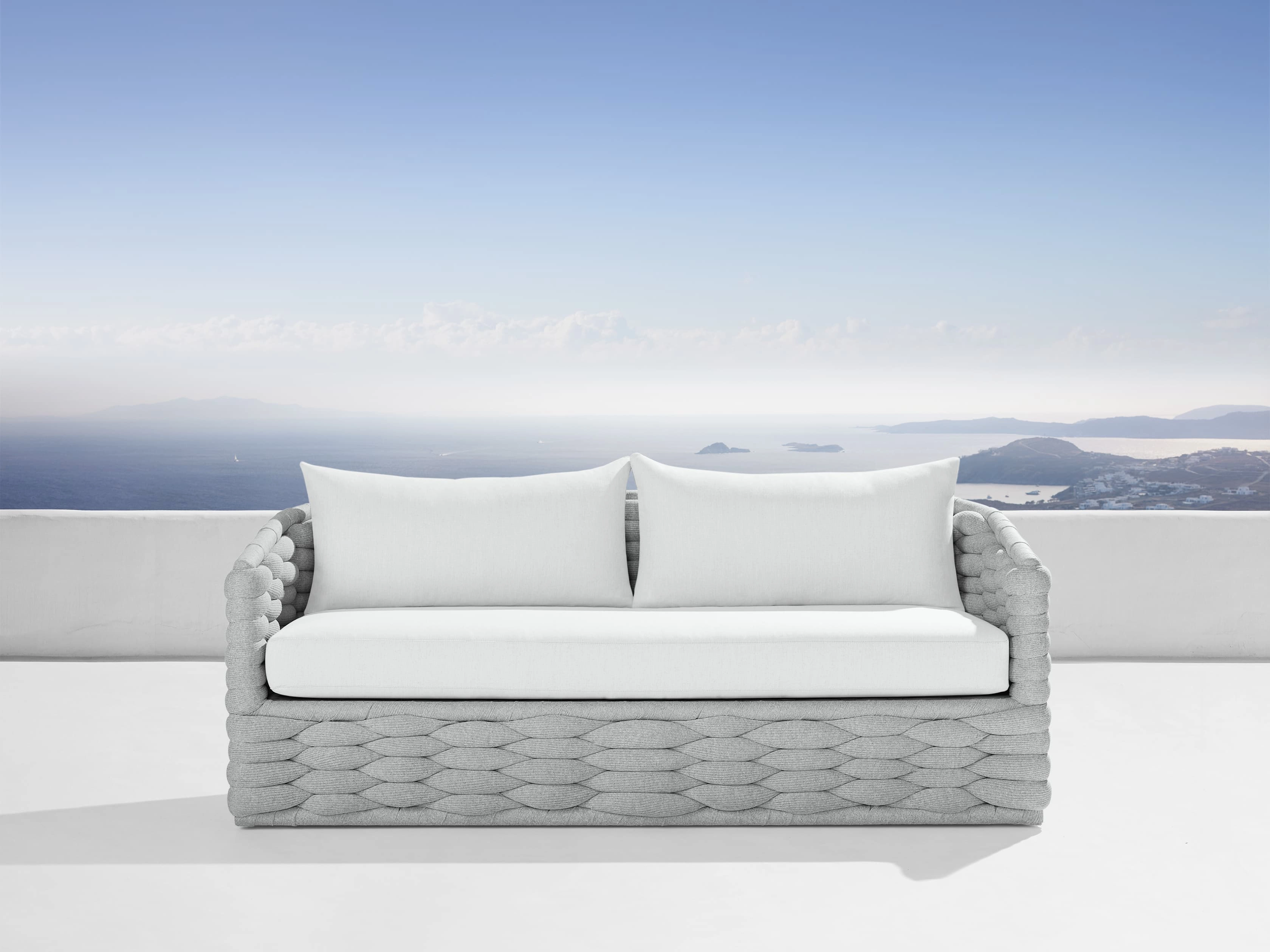 Melbourne Outdoor Sofa in Margate Tan