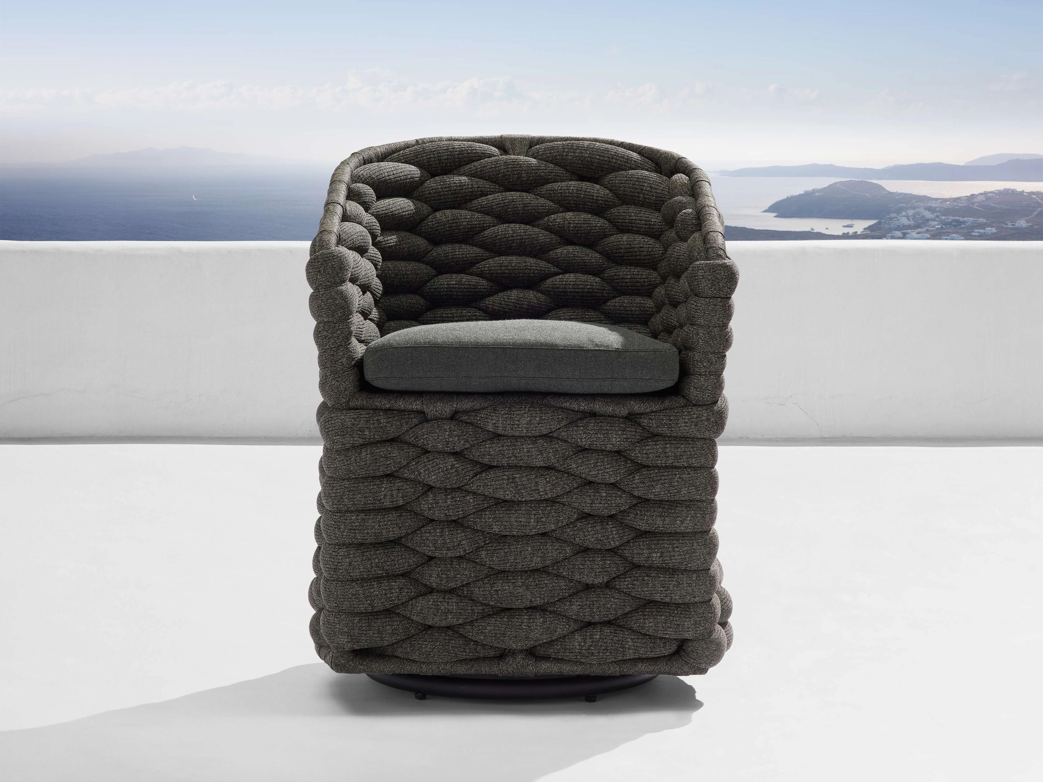 Melbourne Outdoor Swivel Dining Chair
