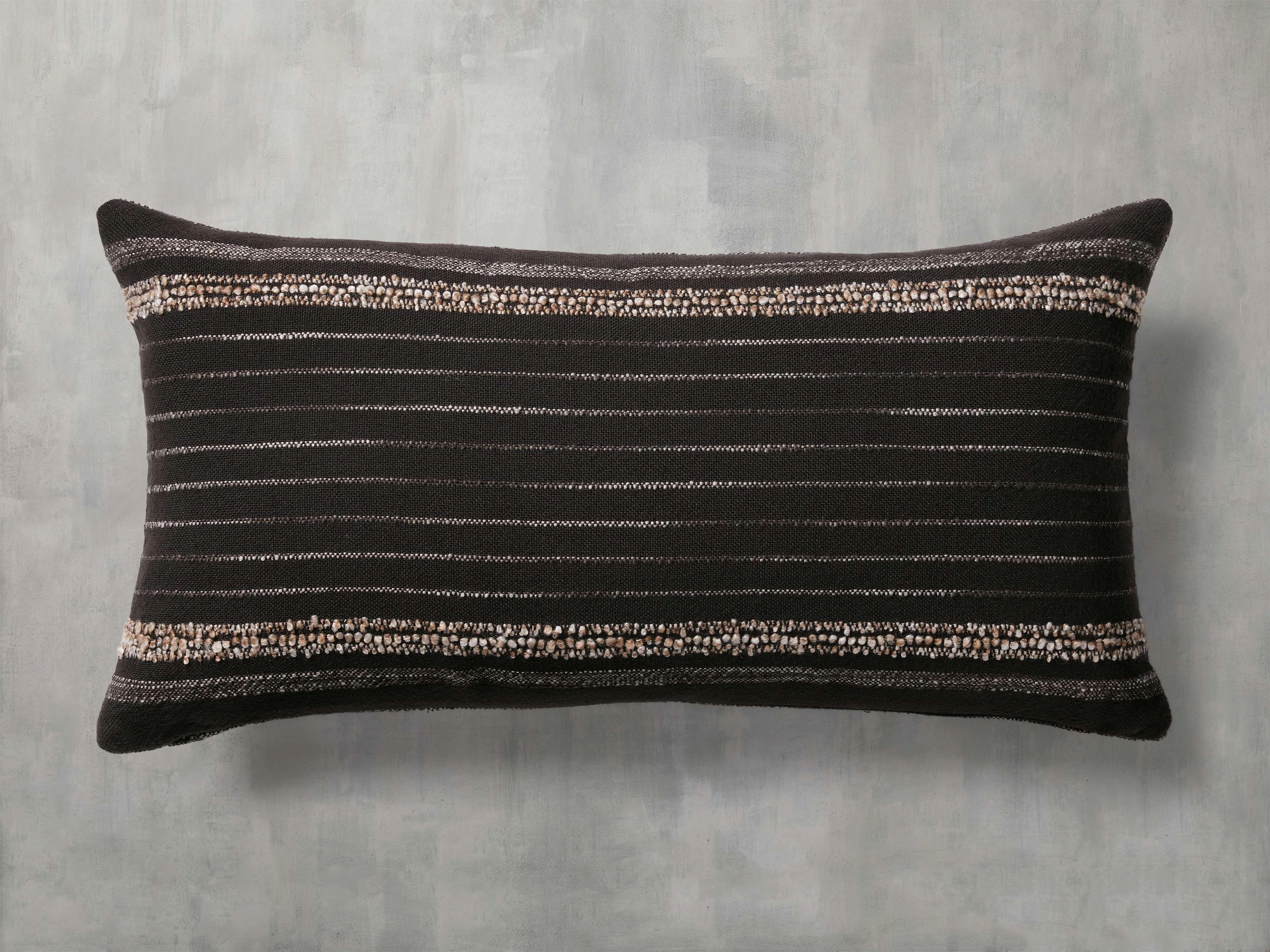 Miran Outdoor Lumbar Pillow Cover