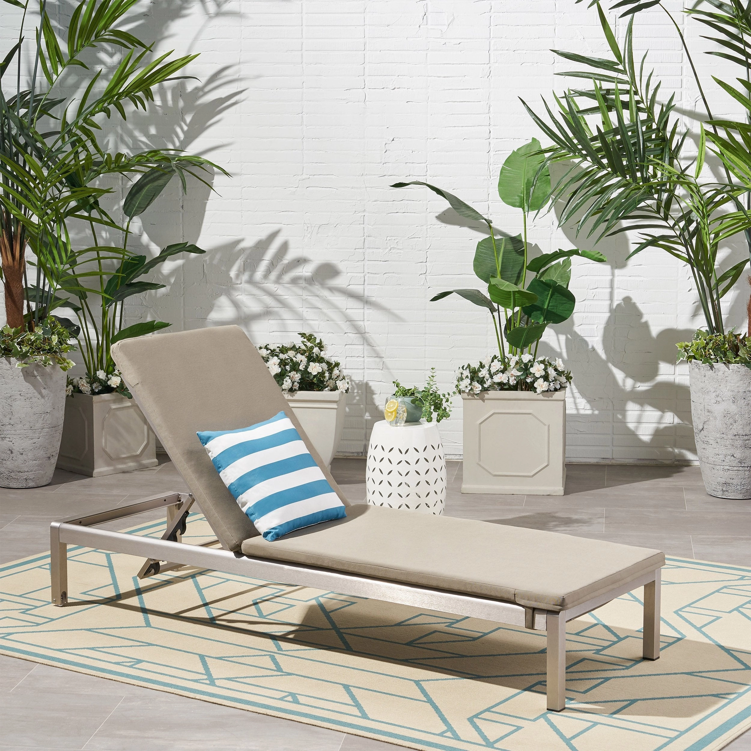 Modern Outdoor Adjustable Chaise Lounge with Cushion - NH032013