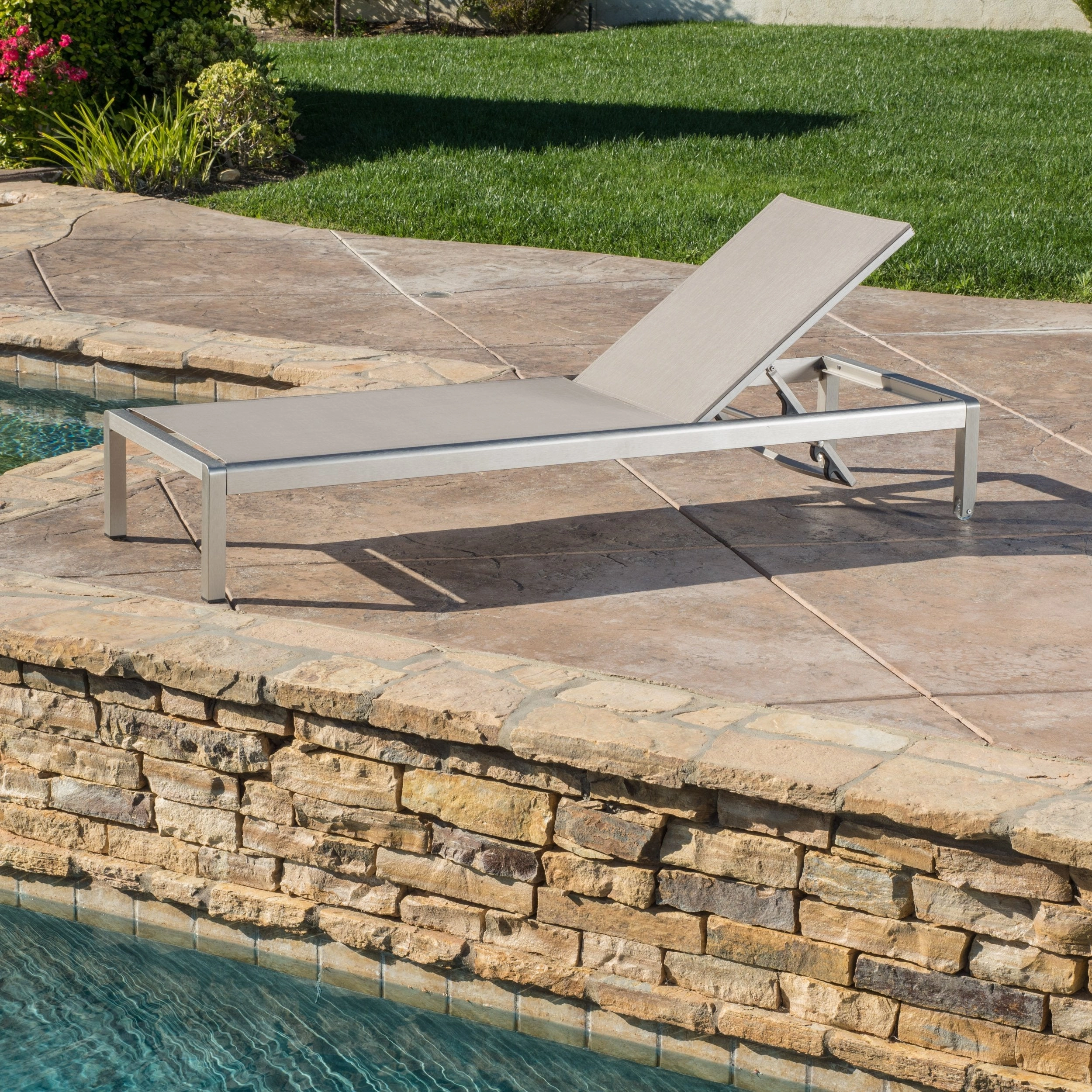 Modern Outdoor Gray Mesh Chaise Lounge with Wheels - NH168692 patio umbrella, gazebo