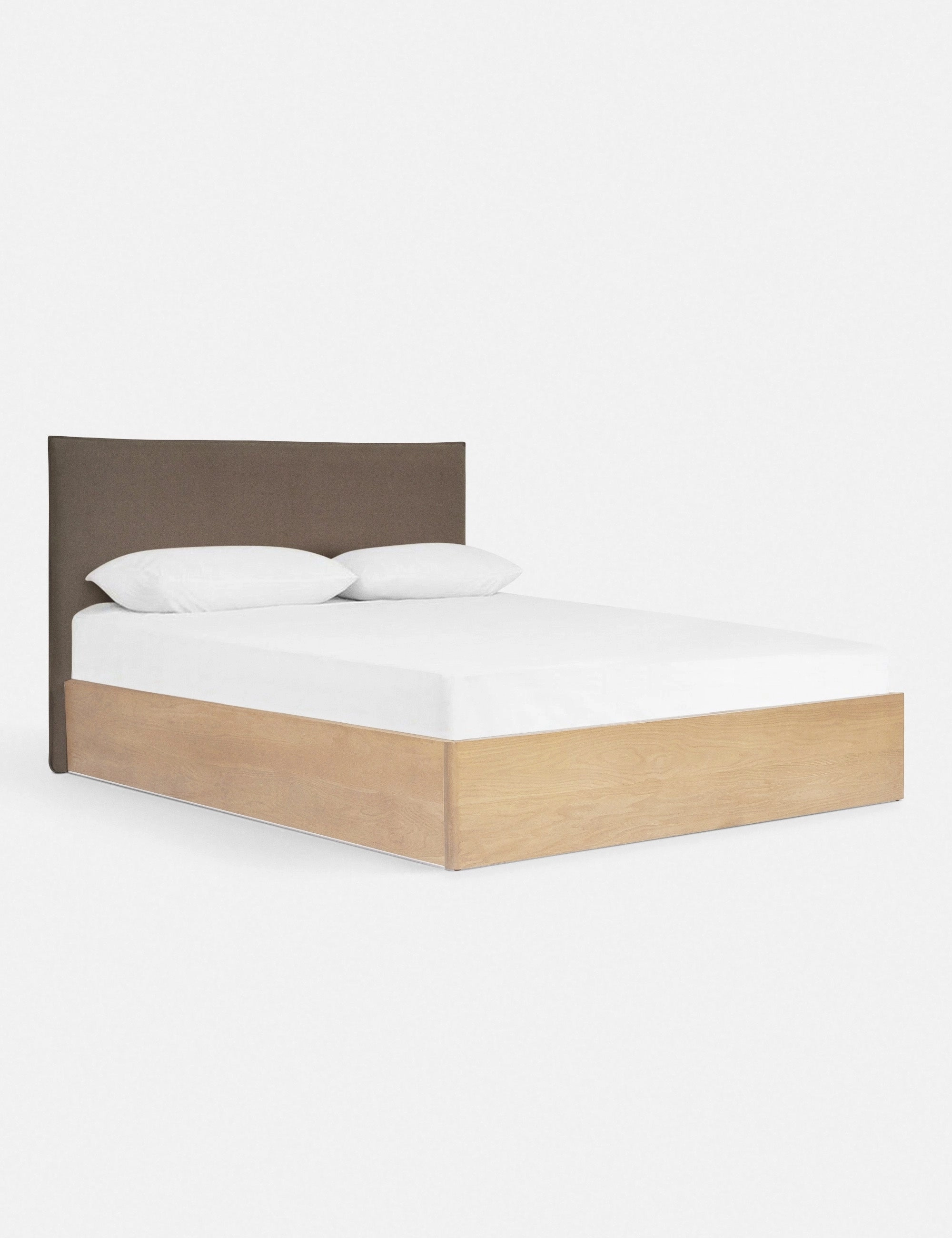 Nia Bed