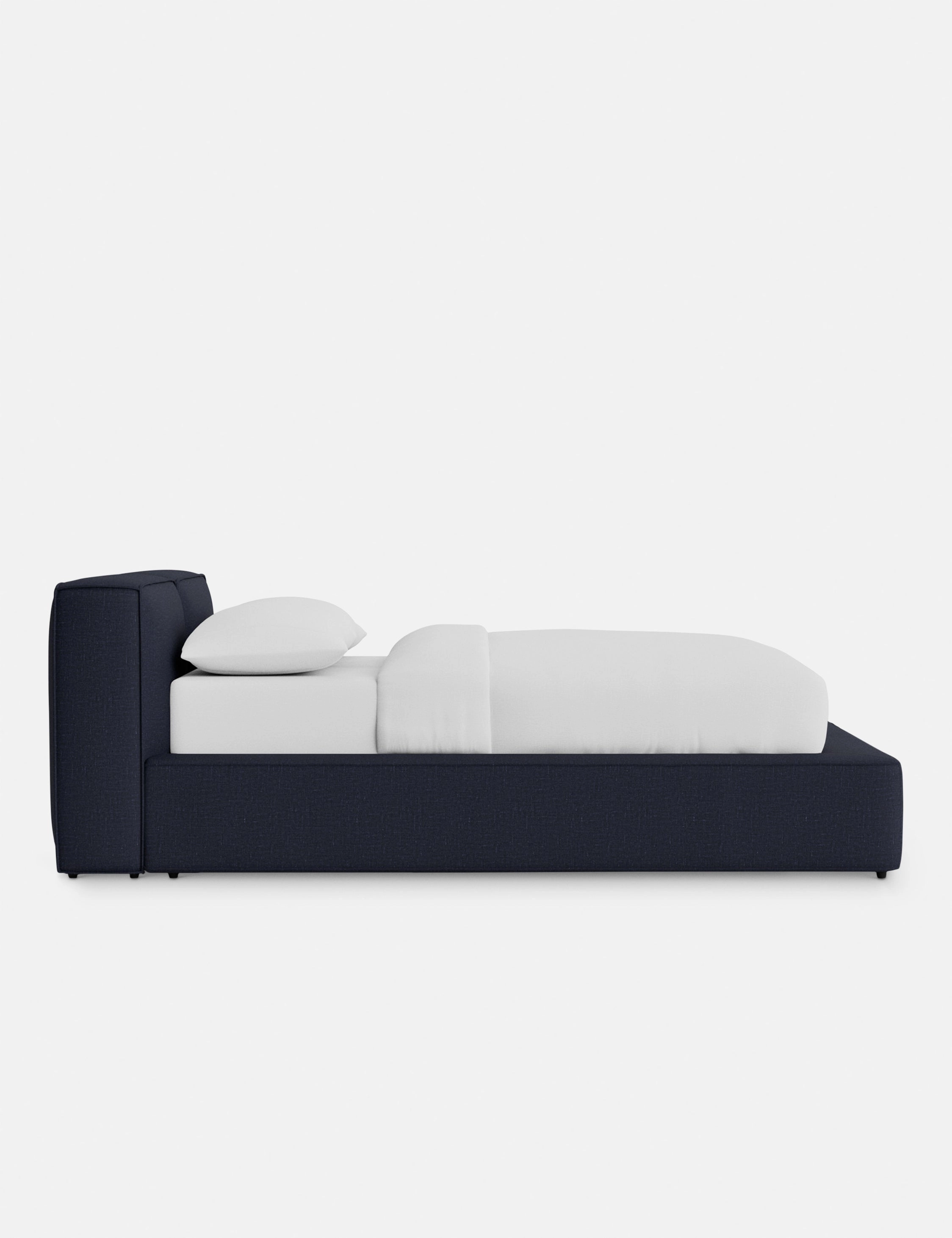 Onni Platform Bed