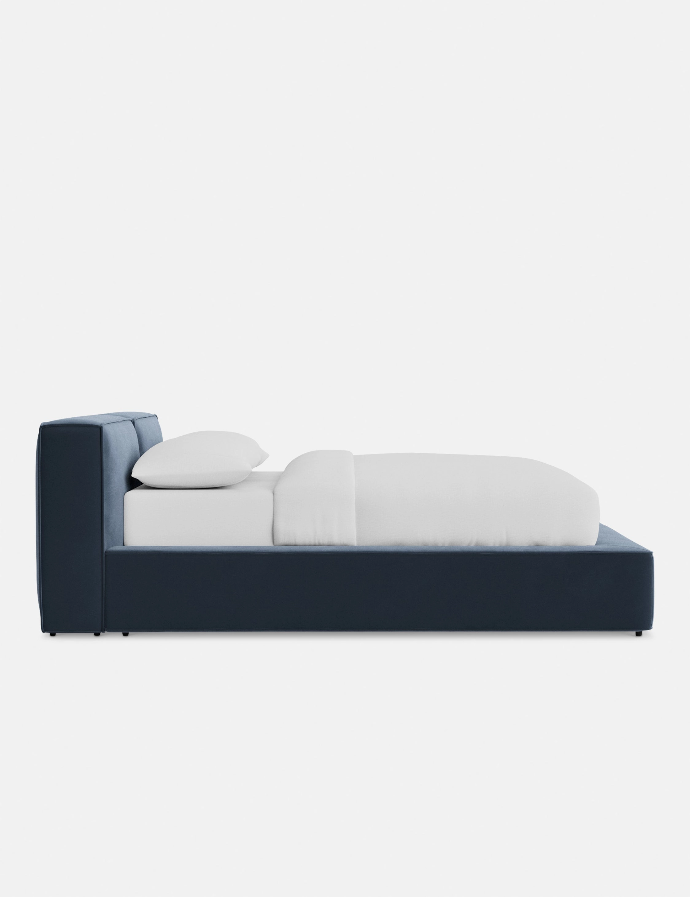 Onni Platform Bed