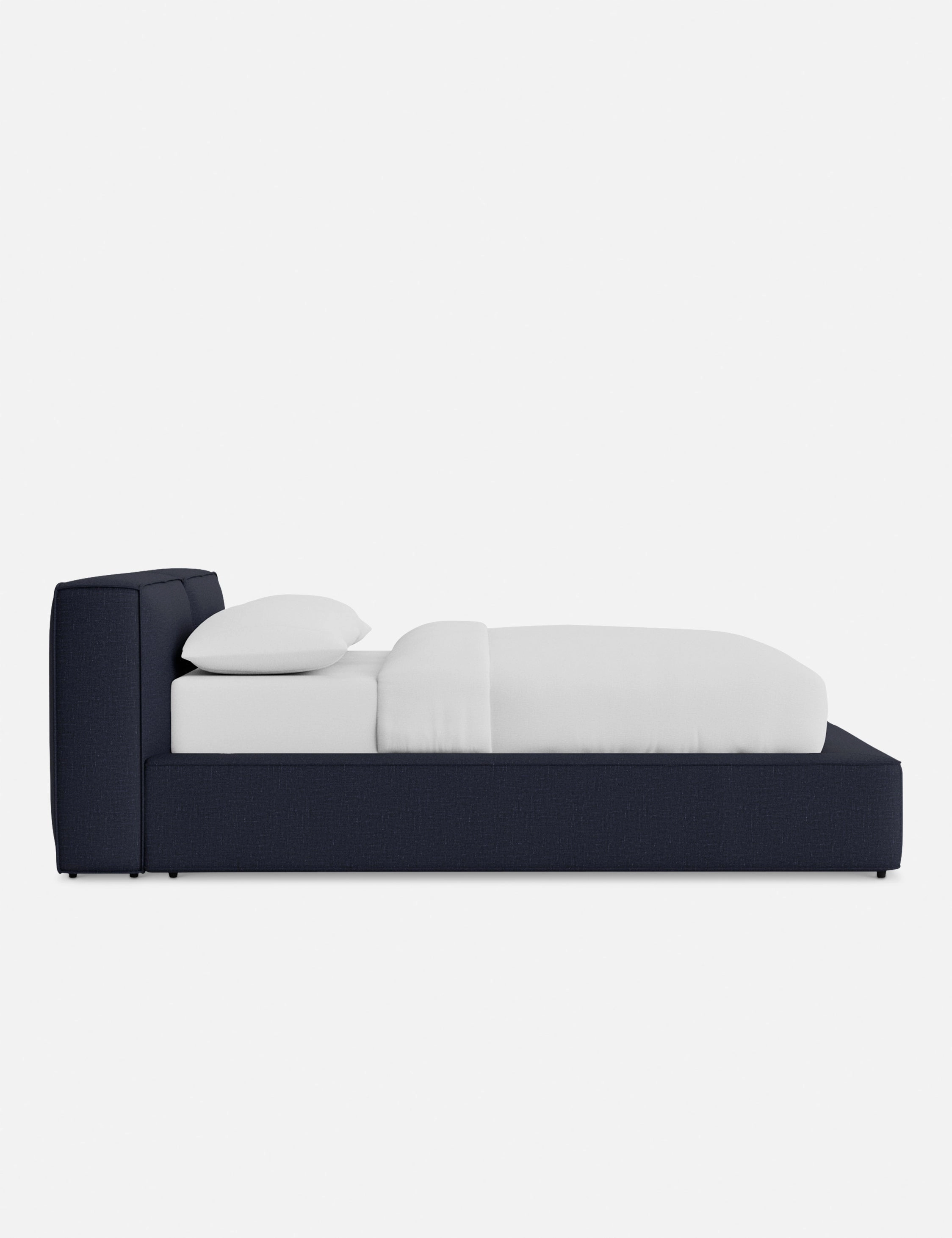Onni Platform Bed