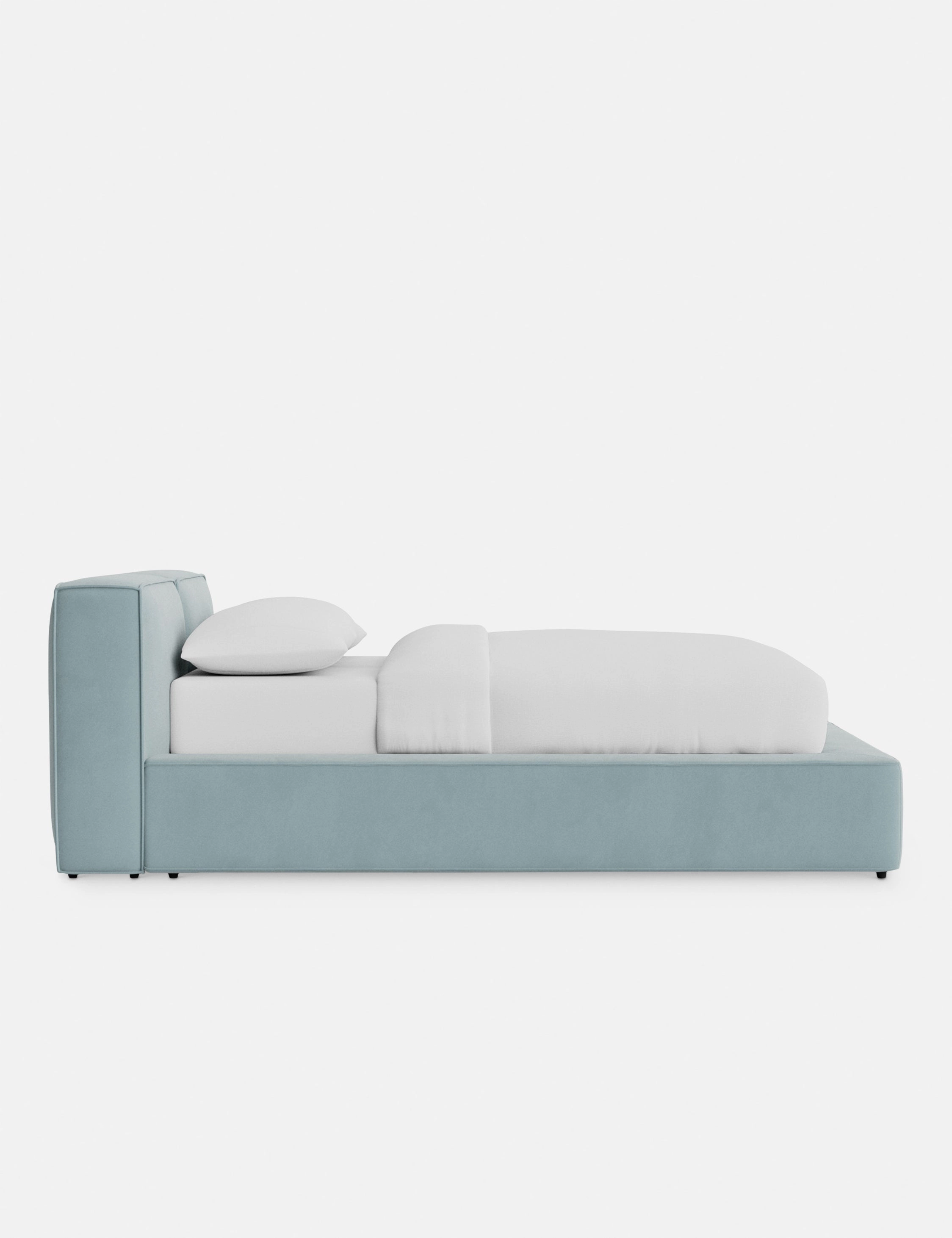 Onni Platform Bed