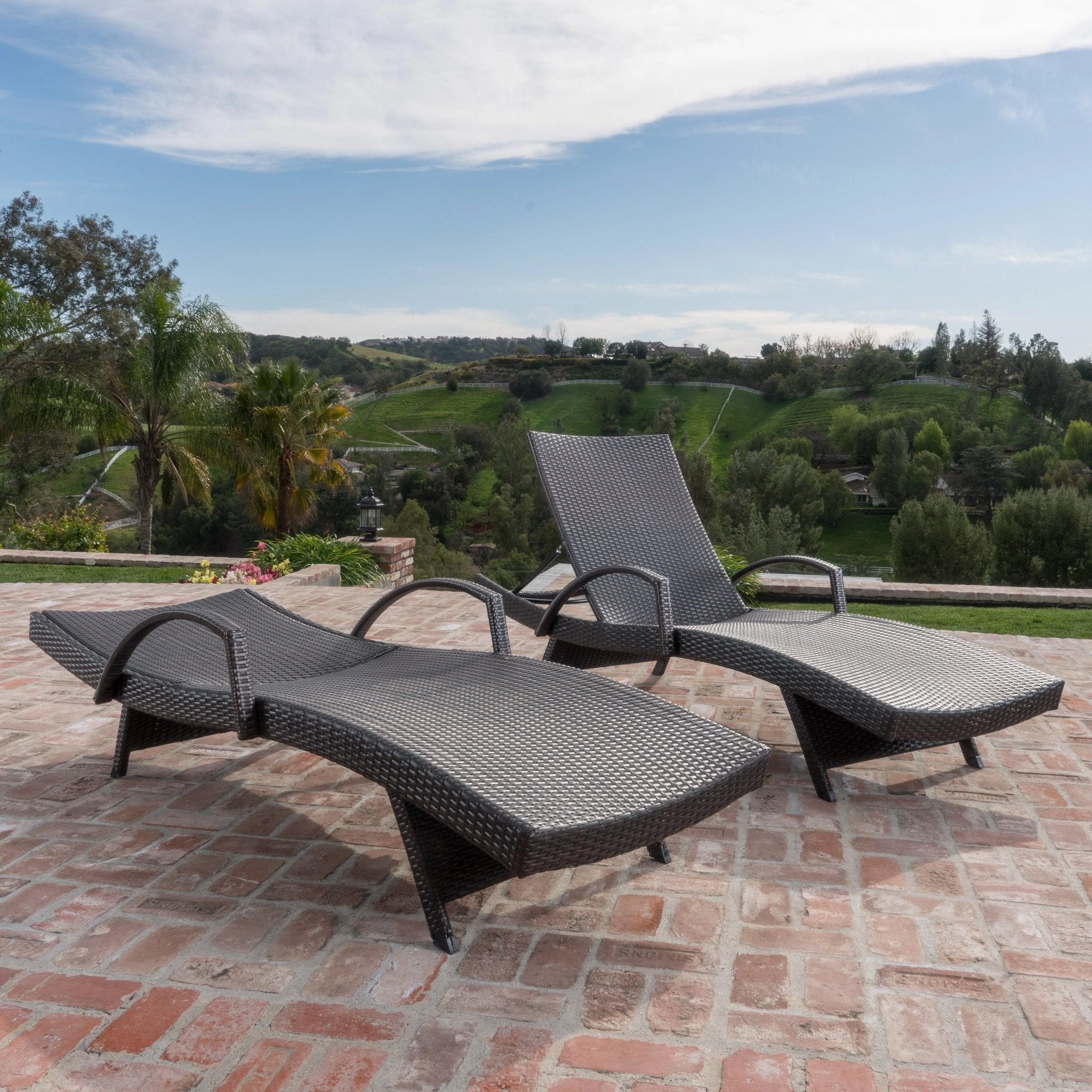 Outdoor Wicker Lounge with Water Resistant Cushion (Set of 2) - NH780003