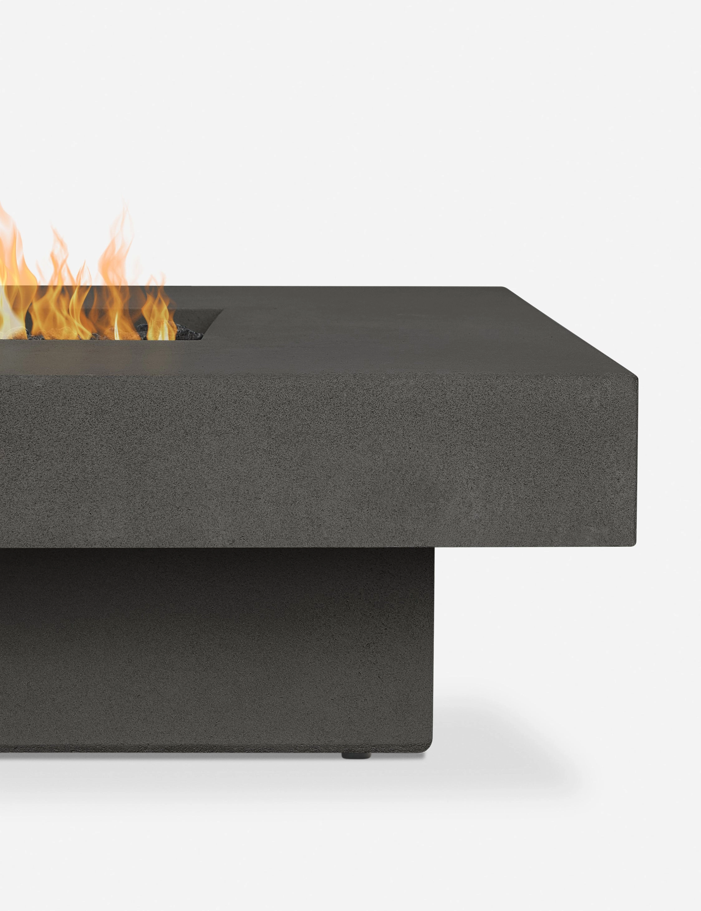 Pascual Fire Table