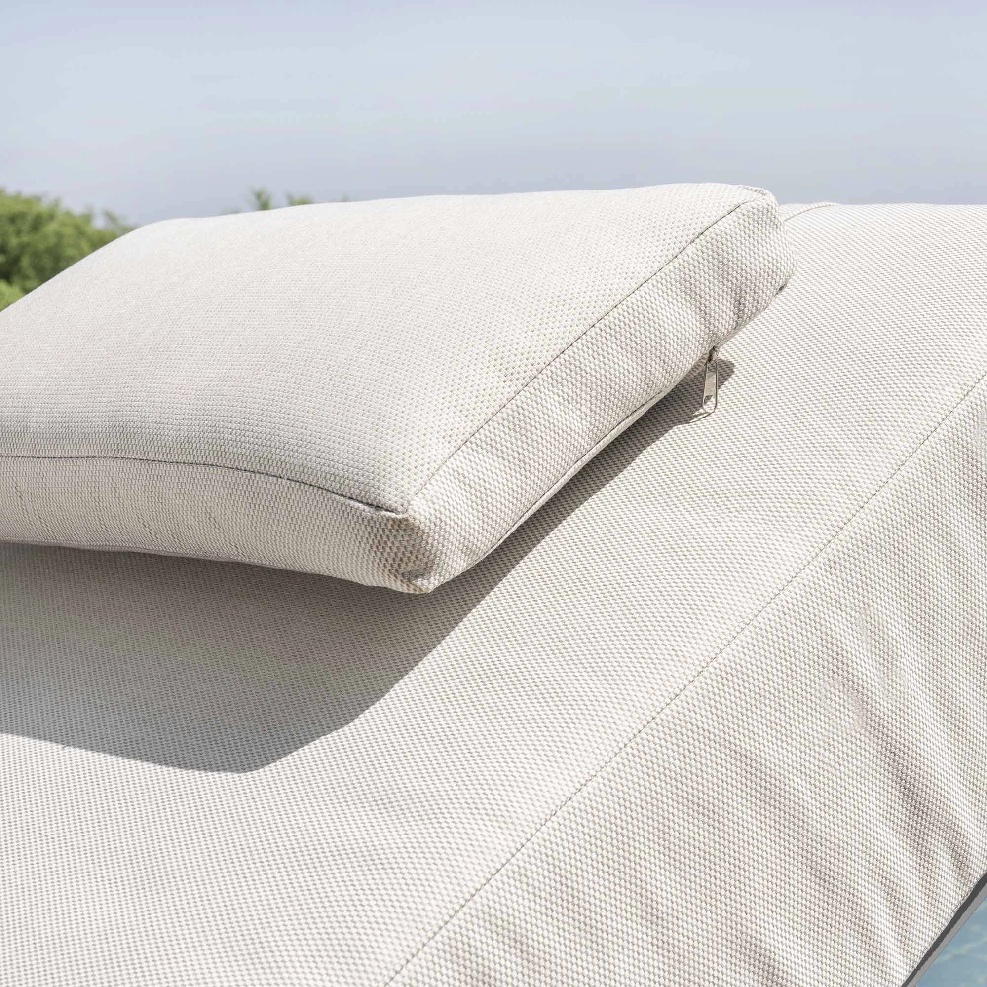 Pedra Rope and Aluminium Outdoor Sun Lounger and Side Table Set, Grey