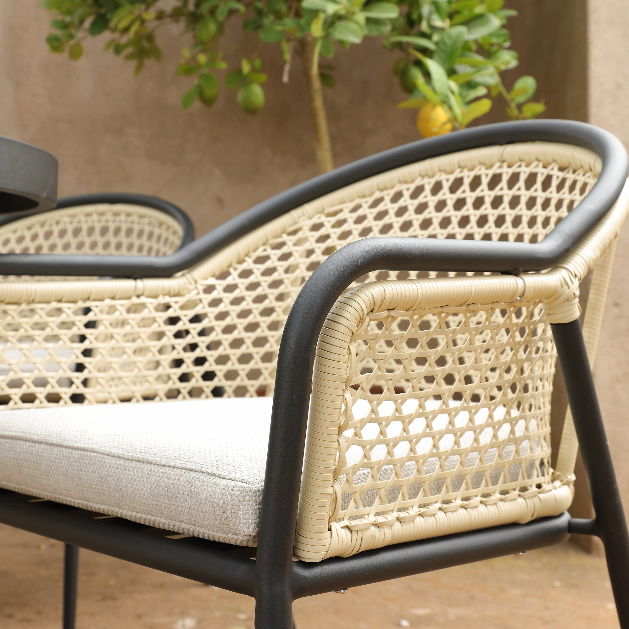 Pienza Outdoor Rattan 6-Seater Round Dining Set, Oatmeal Fabric with Black Frame