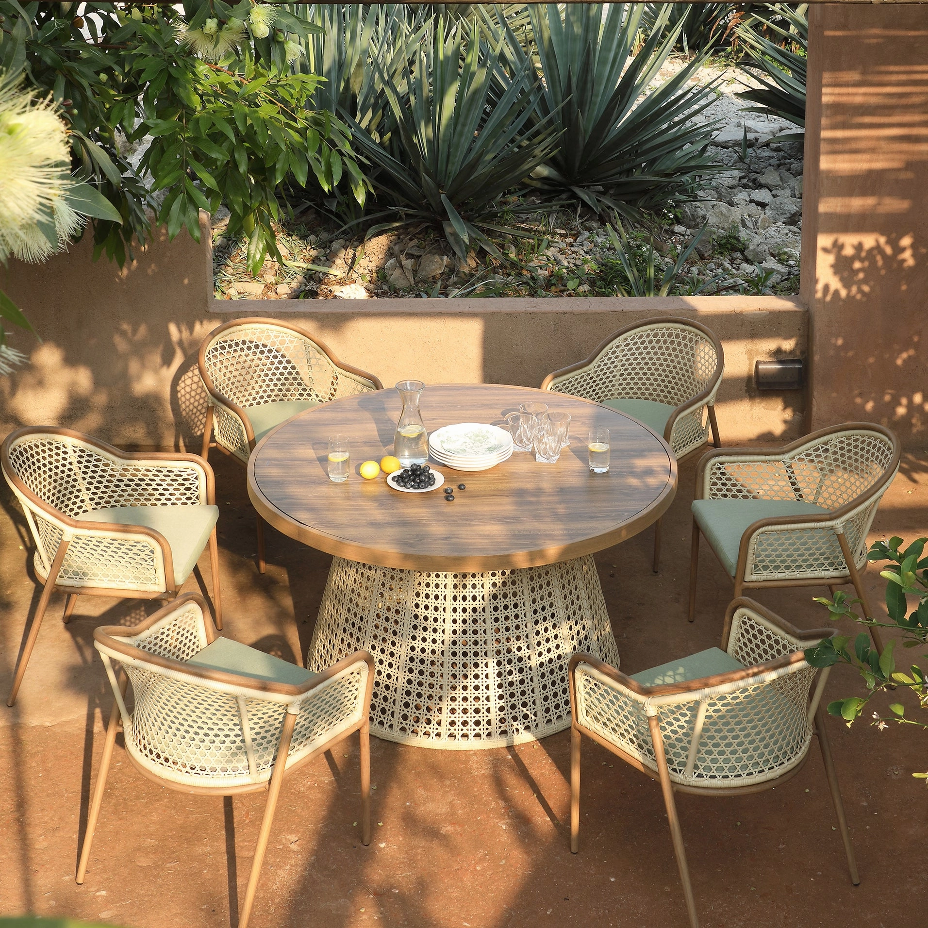 Pienza Outdoor Rattan 6-Seater Round Dining Set, Sage Green Fabric with Light Walnut Frame