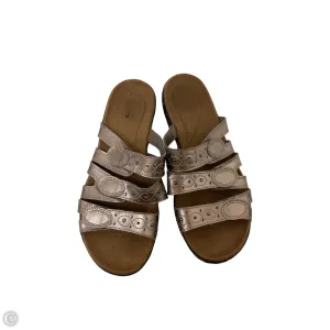 Sandals Flats By Clarks In Gold, Size: 7 clarks