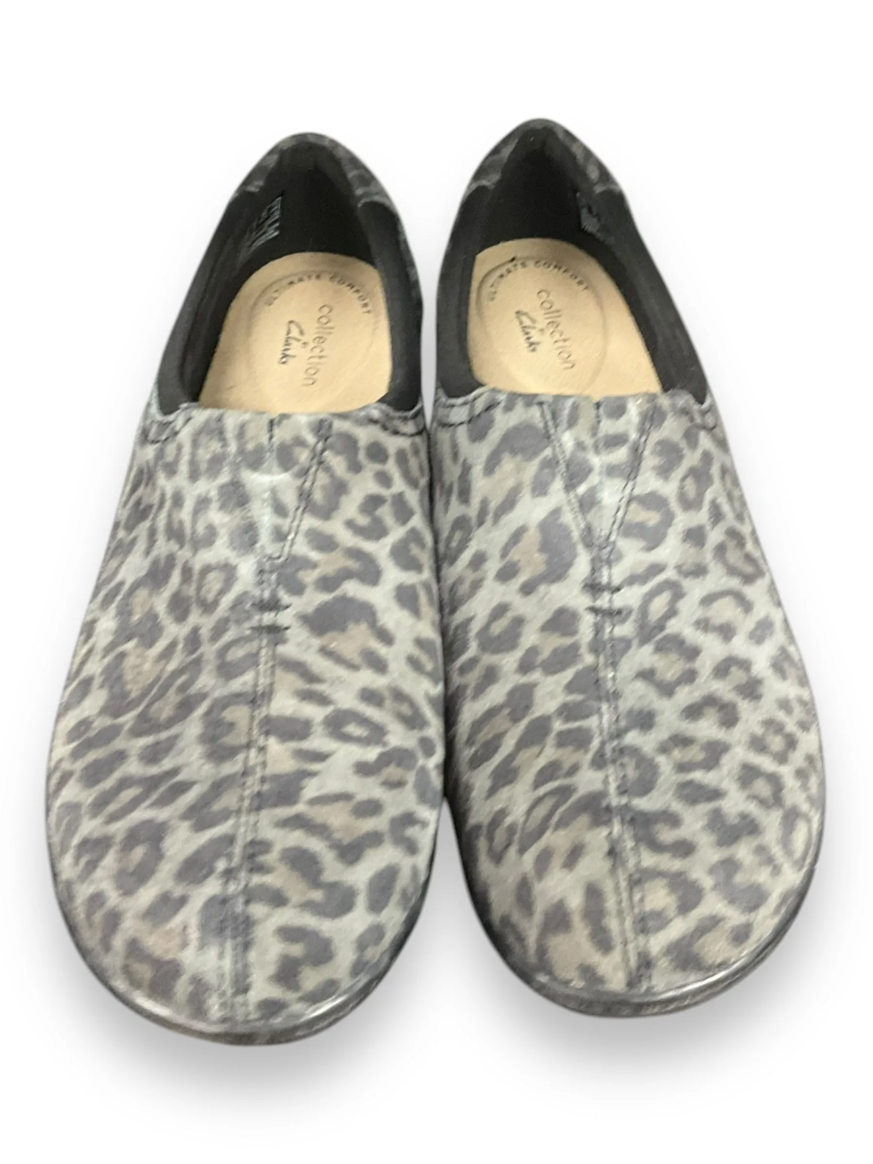 Shoes Flats By Clarks In Animal Print, Size: 7 clarks