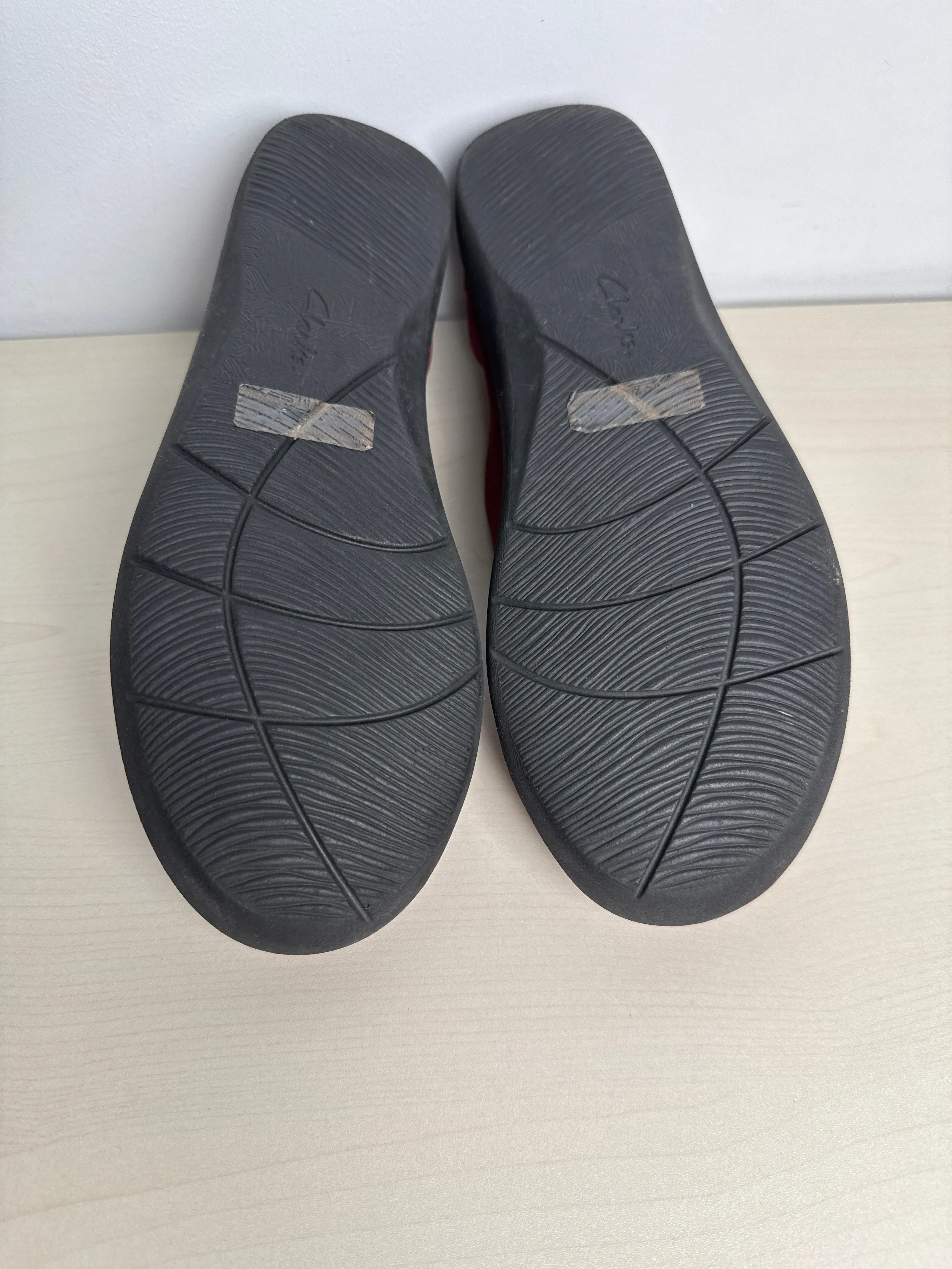 Shoes Flats By Clarks In Red, Size: 8.5 clarks