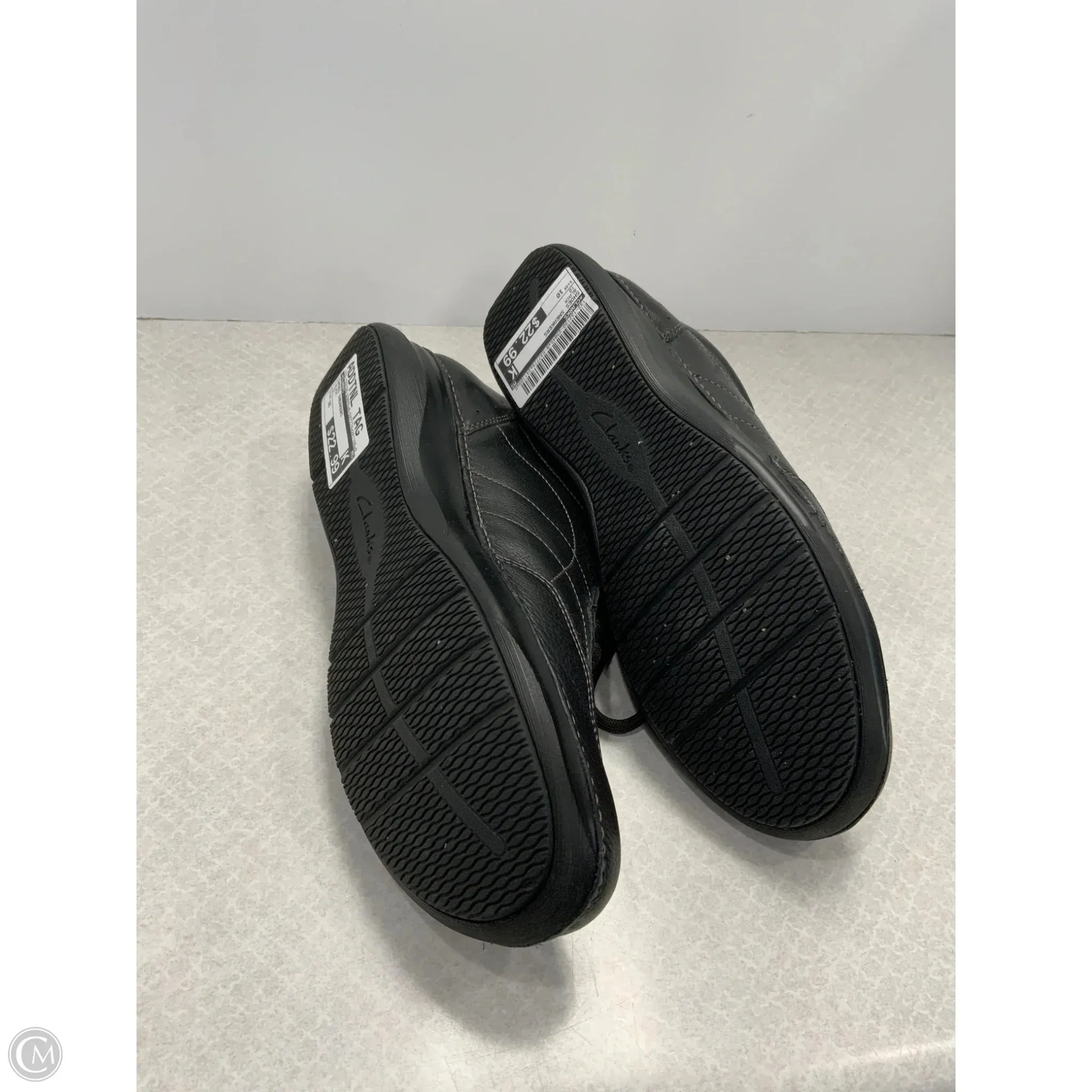 Shoes Sneakers By Clarks In Black, Size: 10 clarks