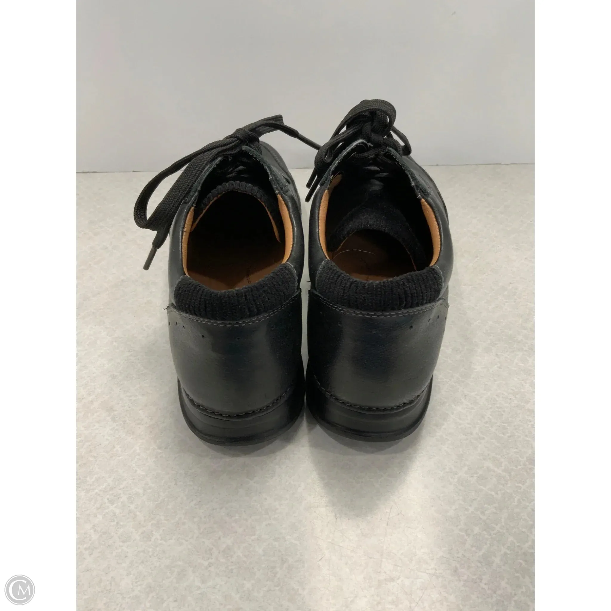 Shoes Sneakers By Clarks In Black, Size: 10 clarks